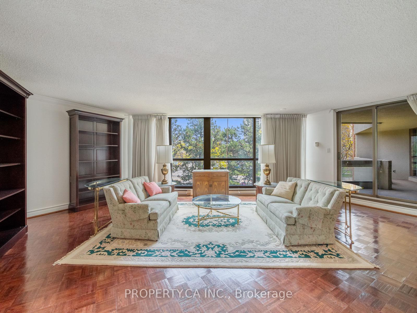2 Bedrooms Condo at 2010 Islington,  Toronto For sale