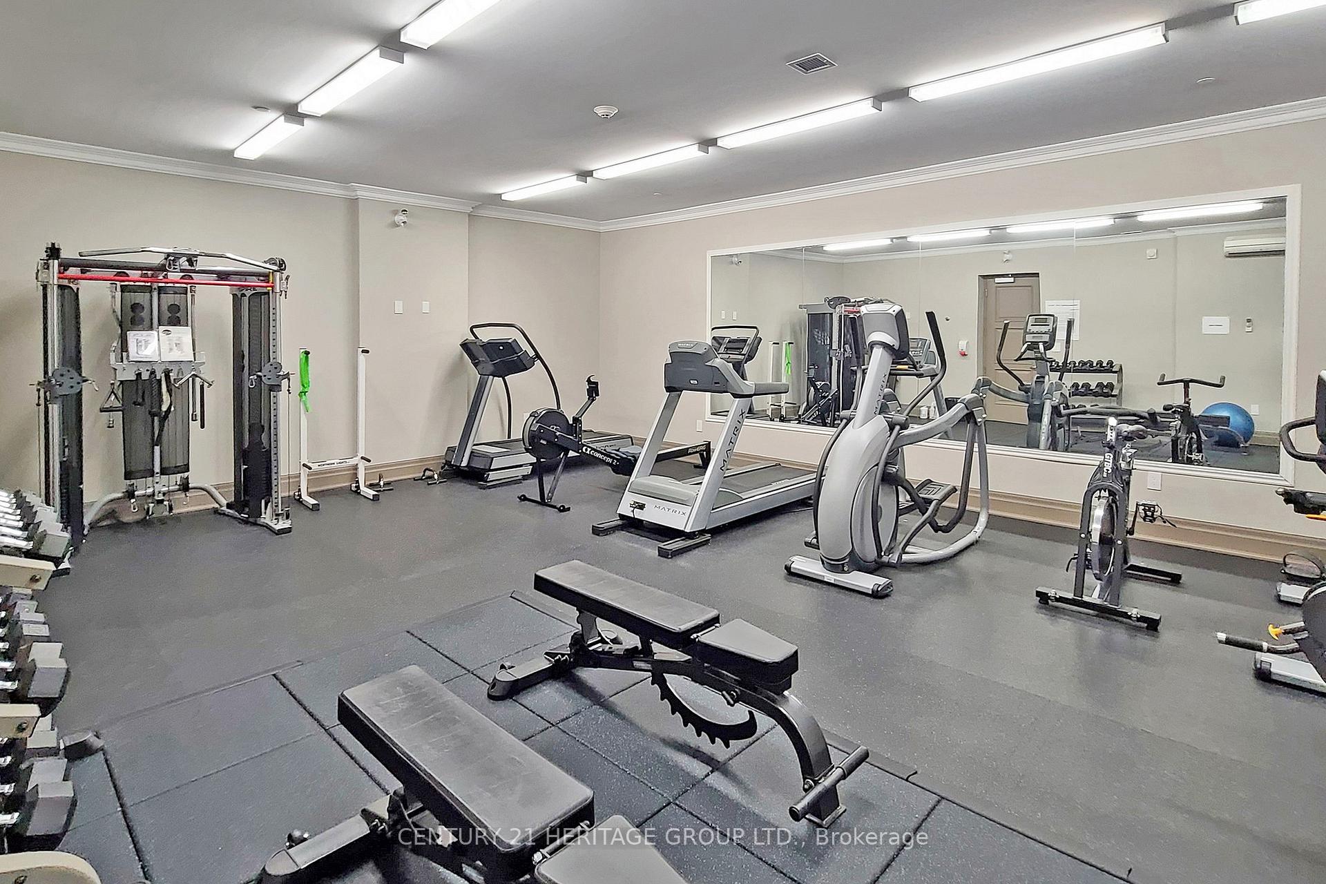 2 Bedrooms Condo at 397 King,  Hamilton For sale