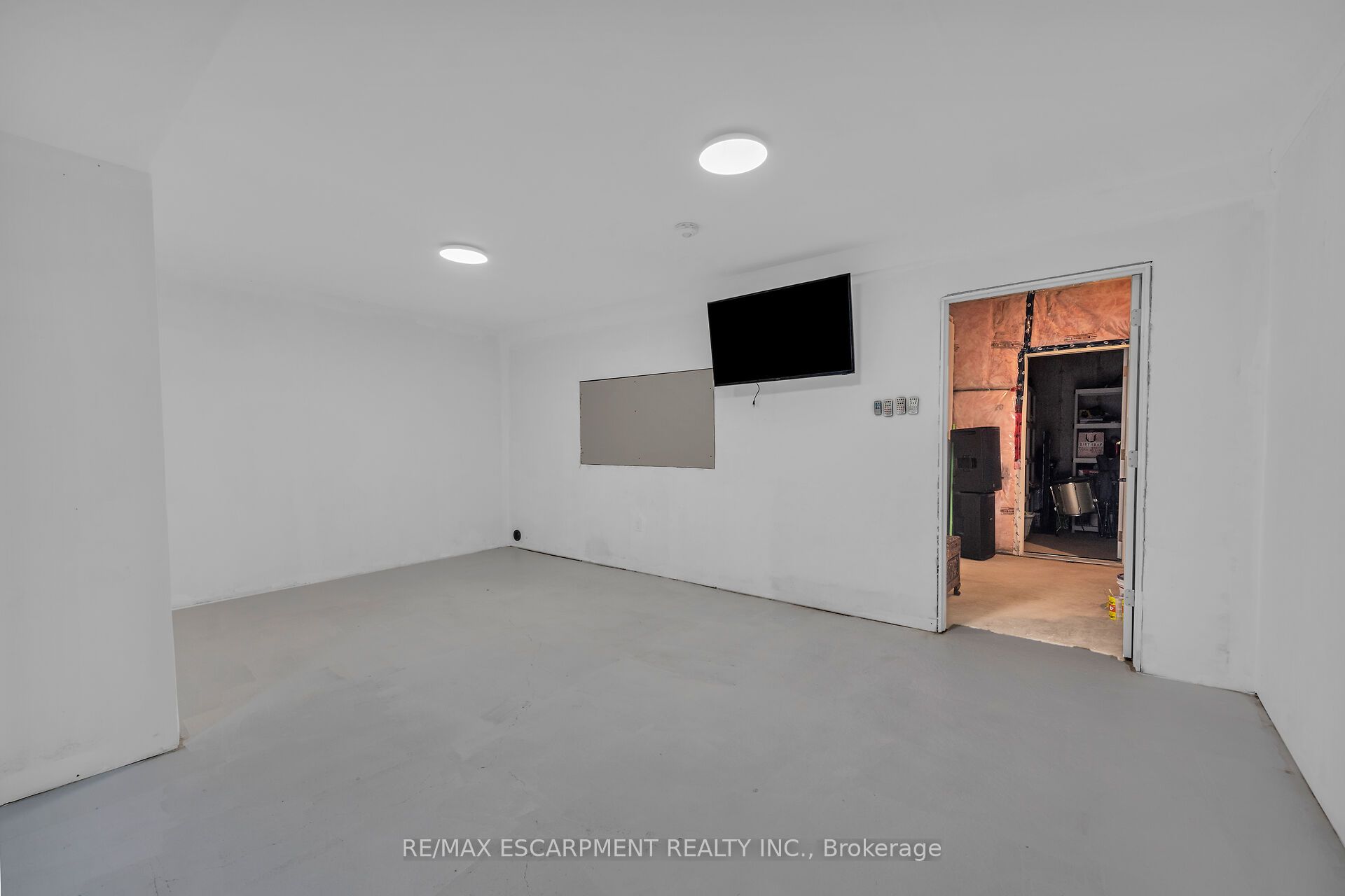 389 Concession 4 Road, Haldimand, ON N0A 1G0