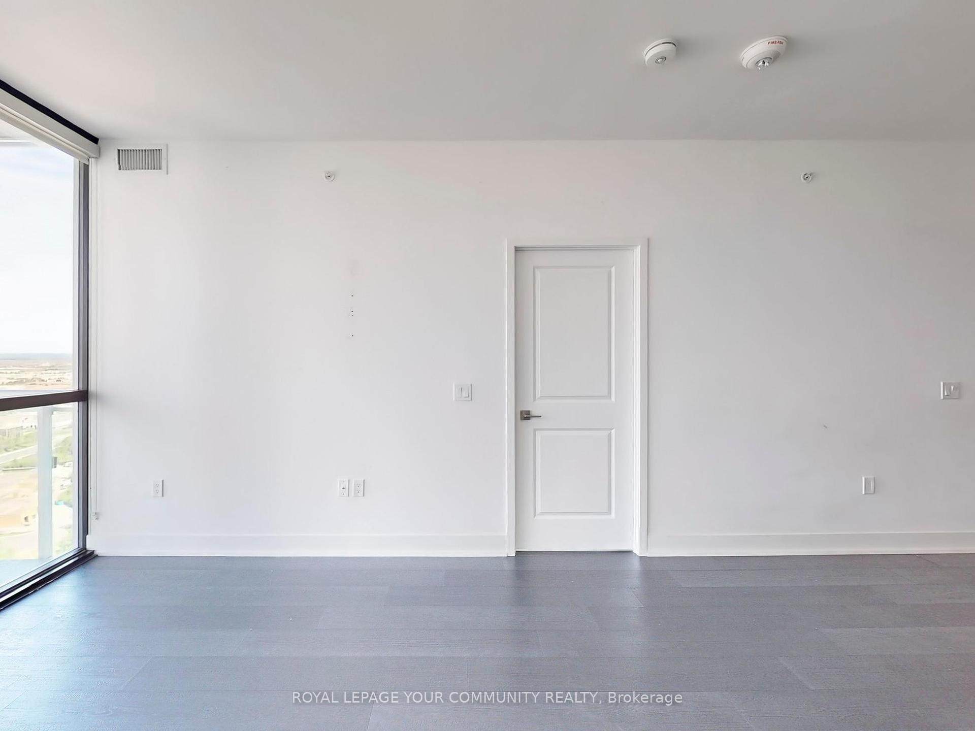 2 Bedrooms Condo at 2908 Highway 7, Vaughan For sale