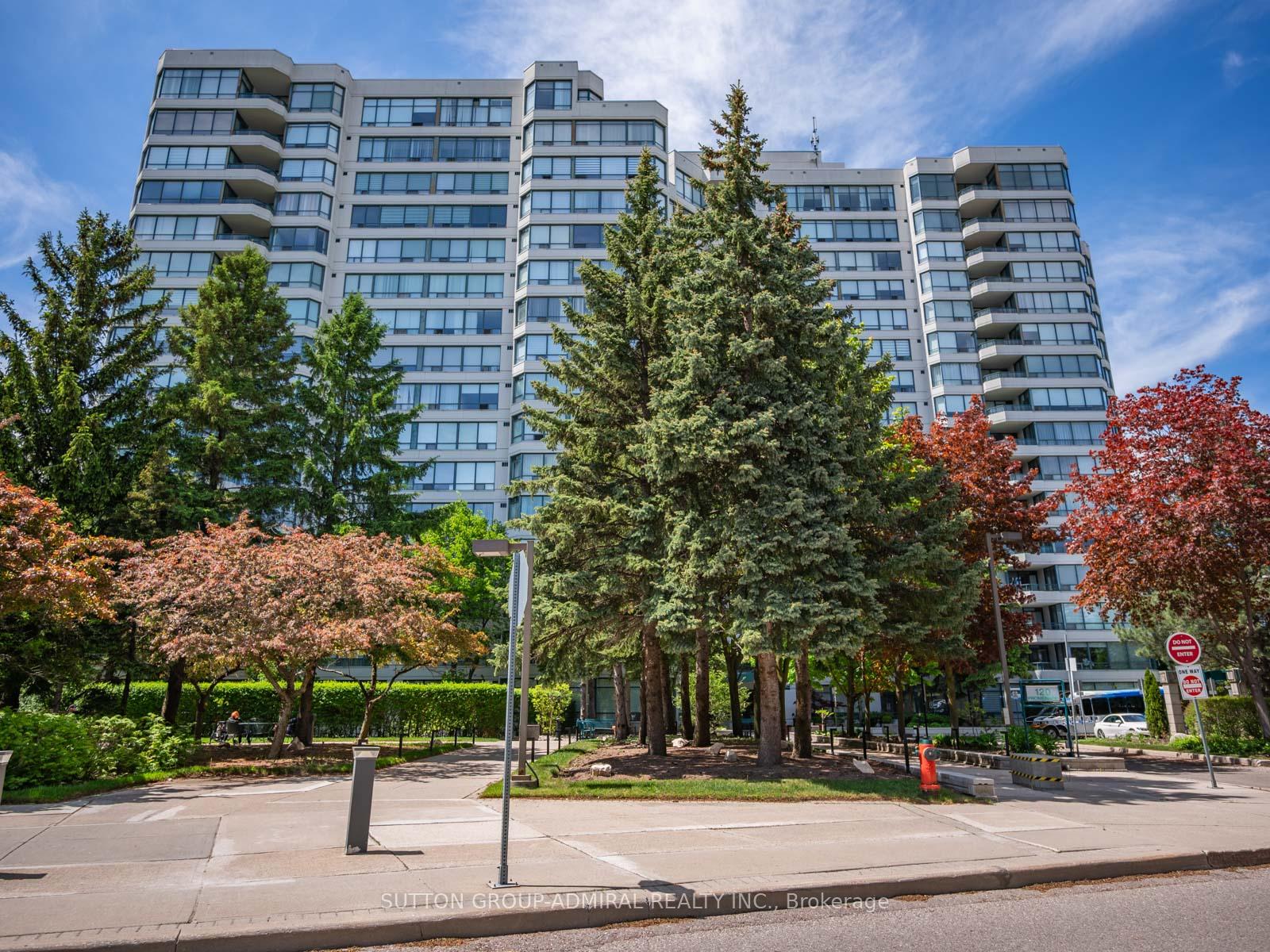 2 Bedrooms Condo at 120 Promenade, Vaughan For sale