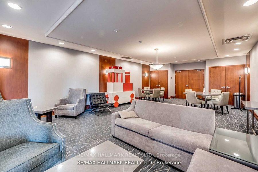 2 Bedrooms Condo at 1121 Bay, Toronto For sale