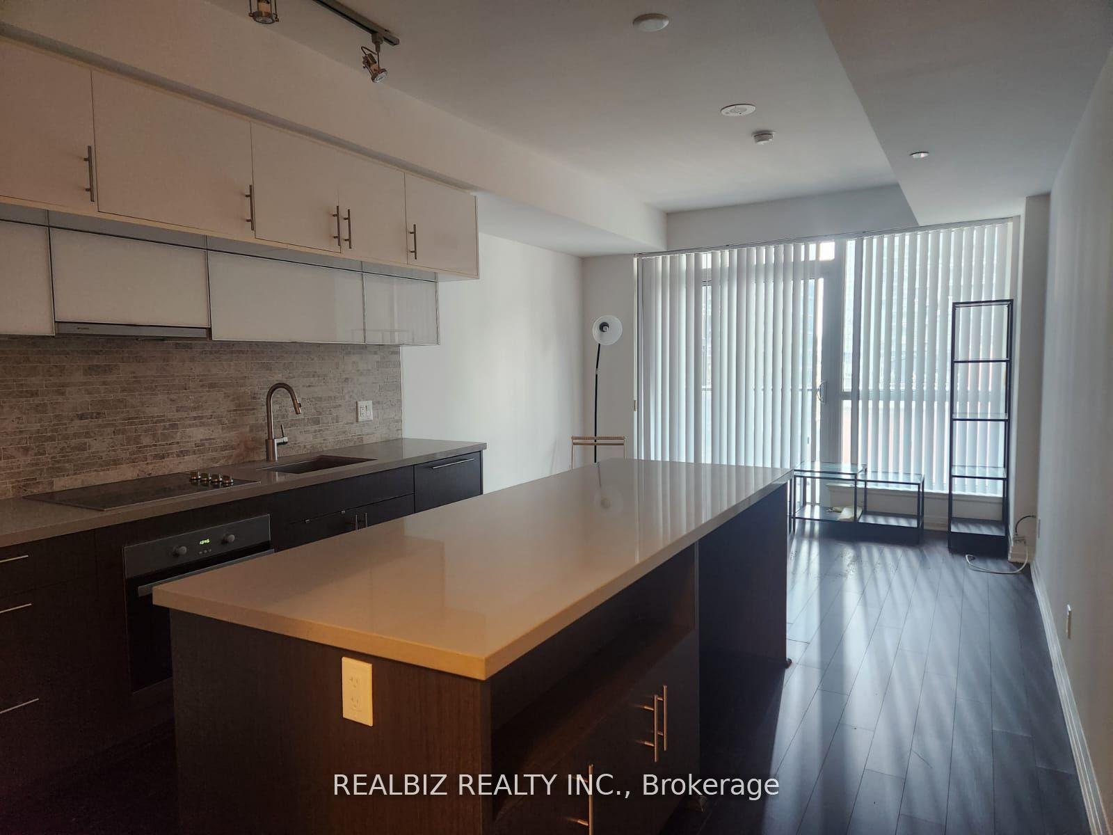 Condo at 8 Mercer, Toronto For sale