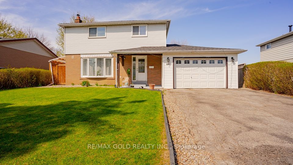 44 DUNBLAINE Crescent, Brampton, ON L6T 3H2