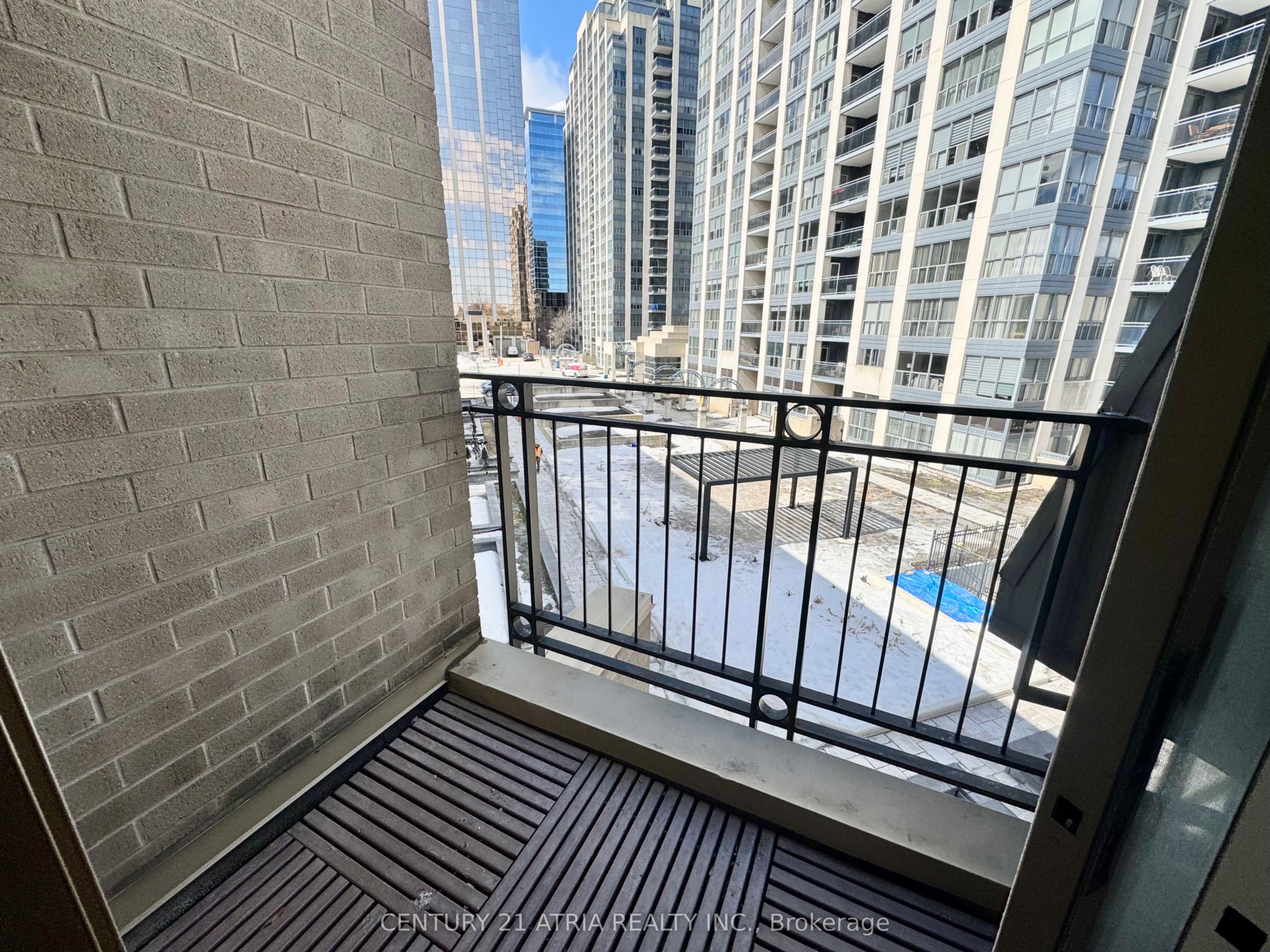 38 Hollywood Avenue, #308