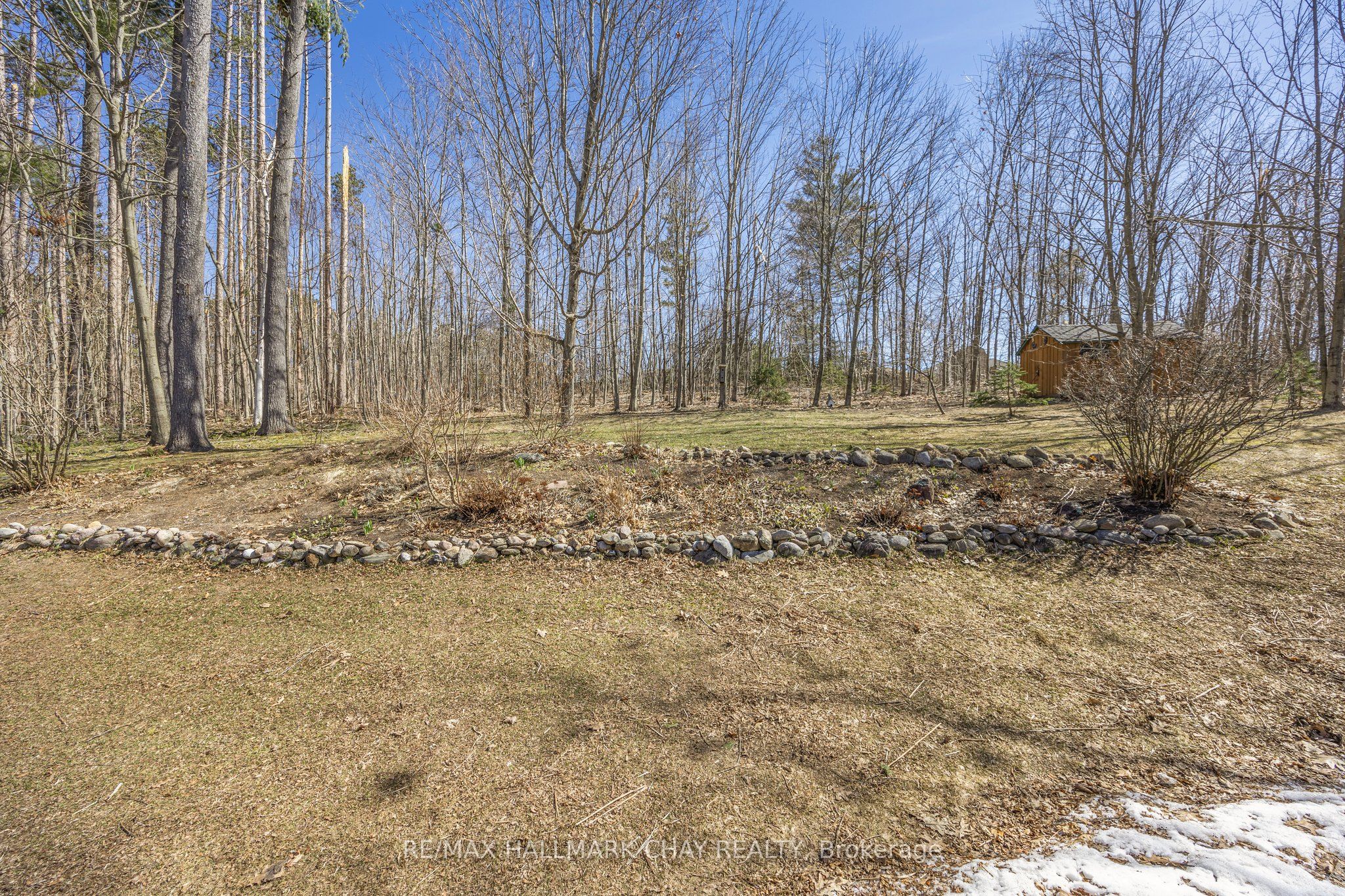 7 Pineview Drive, Oro-Medonte, ON L0L 2L0