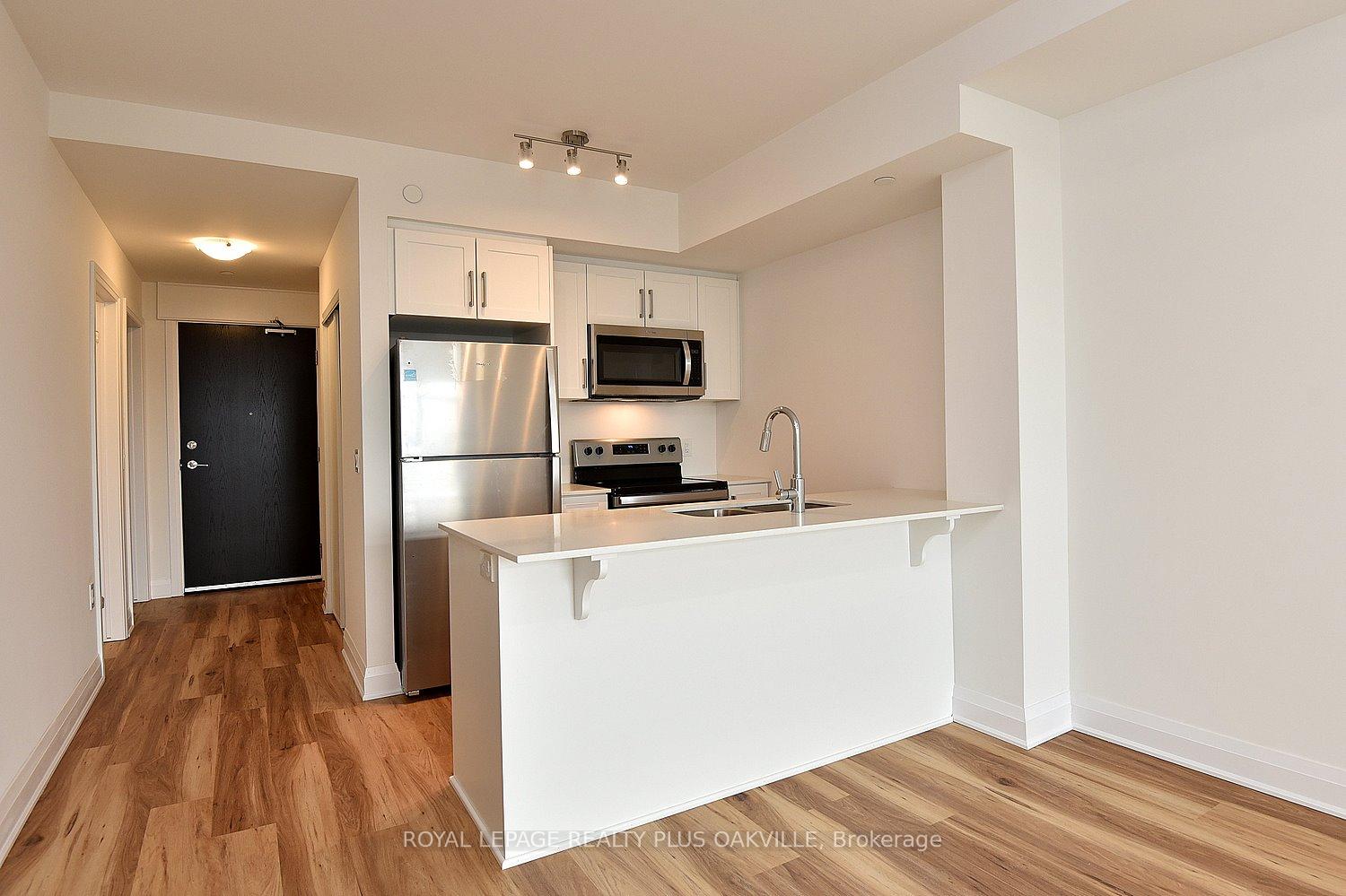 1 Bedroom Condo at 1936 Rymal, Hamilton For sale