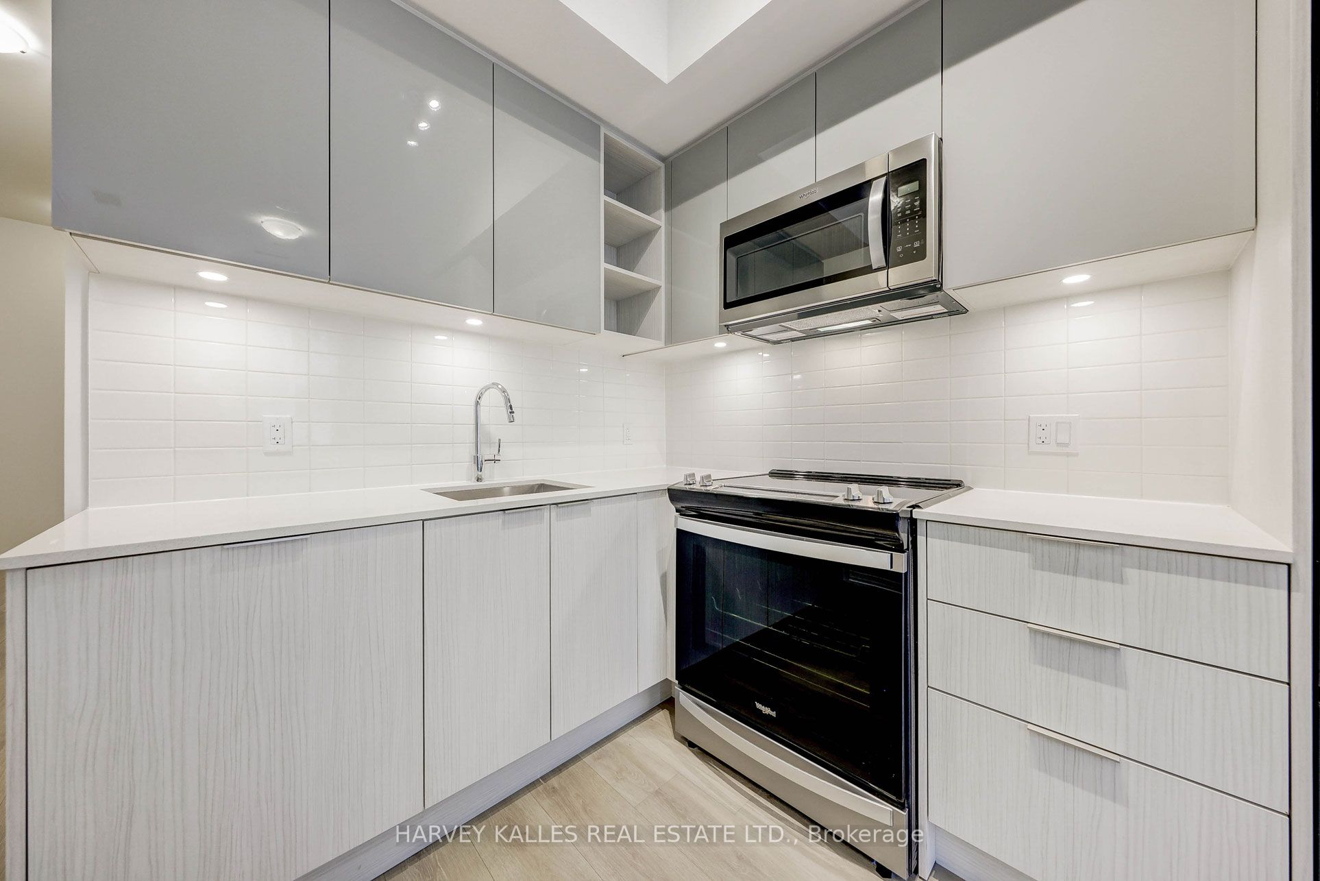 #316 - 50 Dunfield Avenue, Toronto, ON M4S 0E4