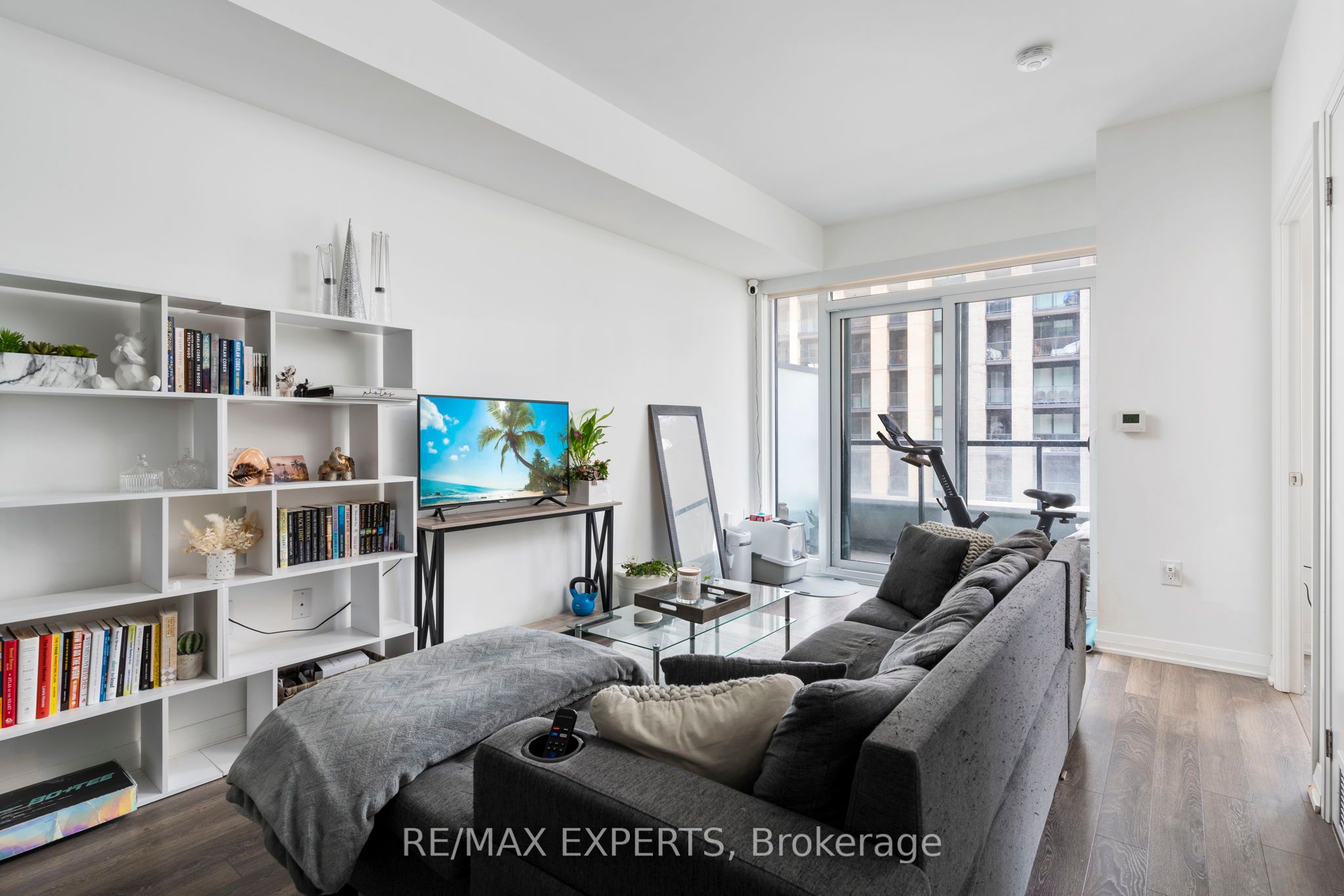 99 Eagle Rock Way, #503