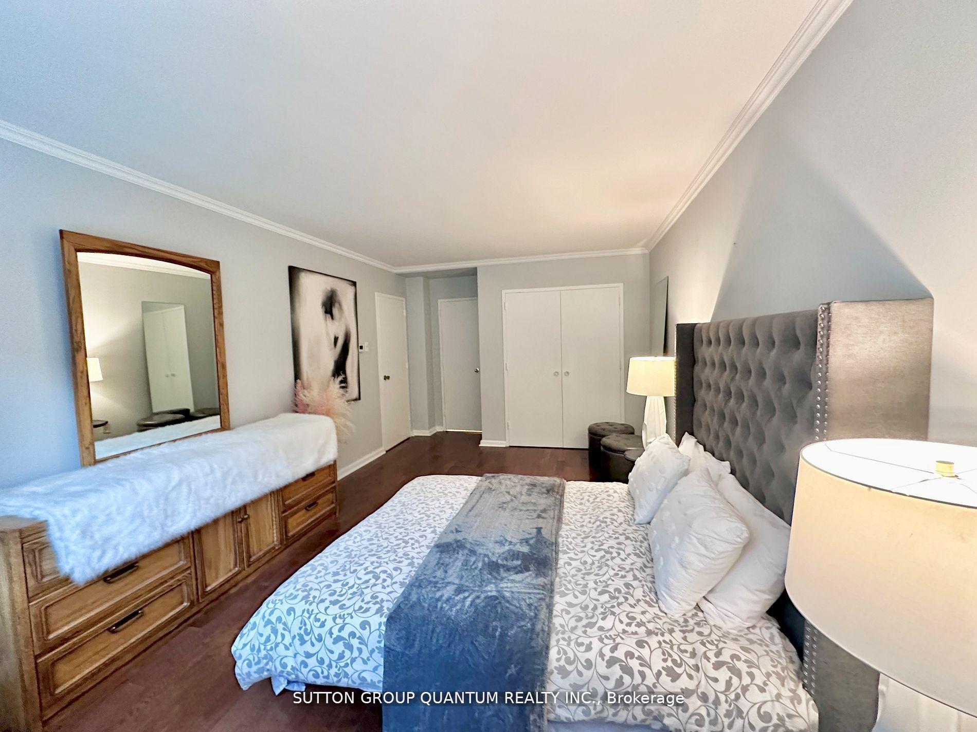 2 Bedrooms Co-op at 16 Rosedale, Toronto For sale