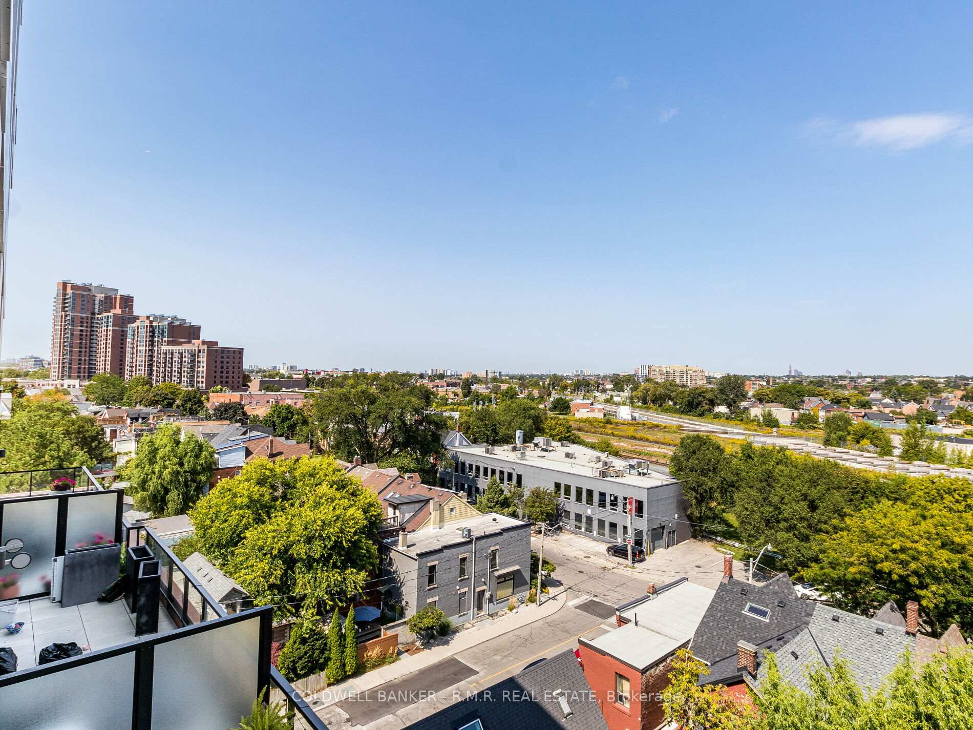 1 Bedroom Condo at 2720 Dundas, Toronto For sale