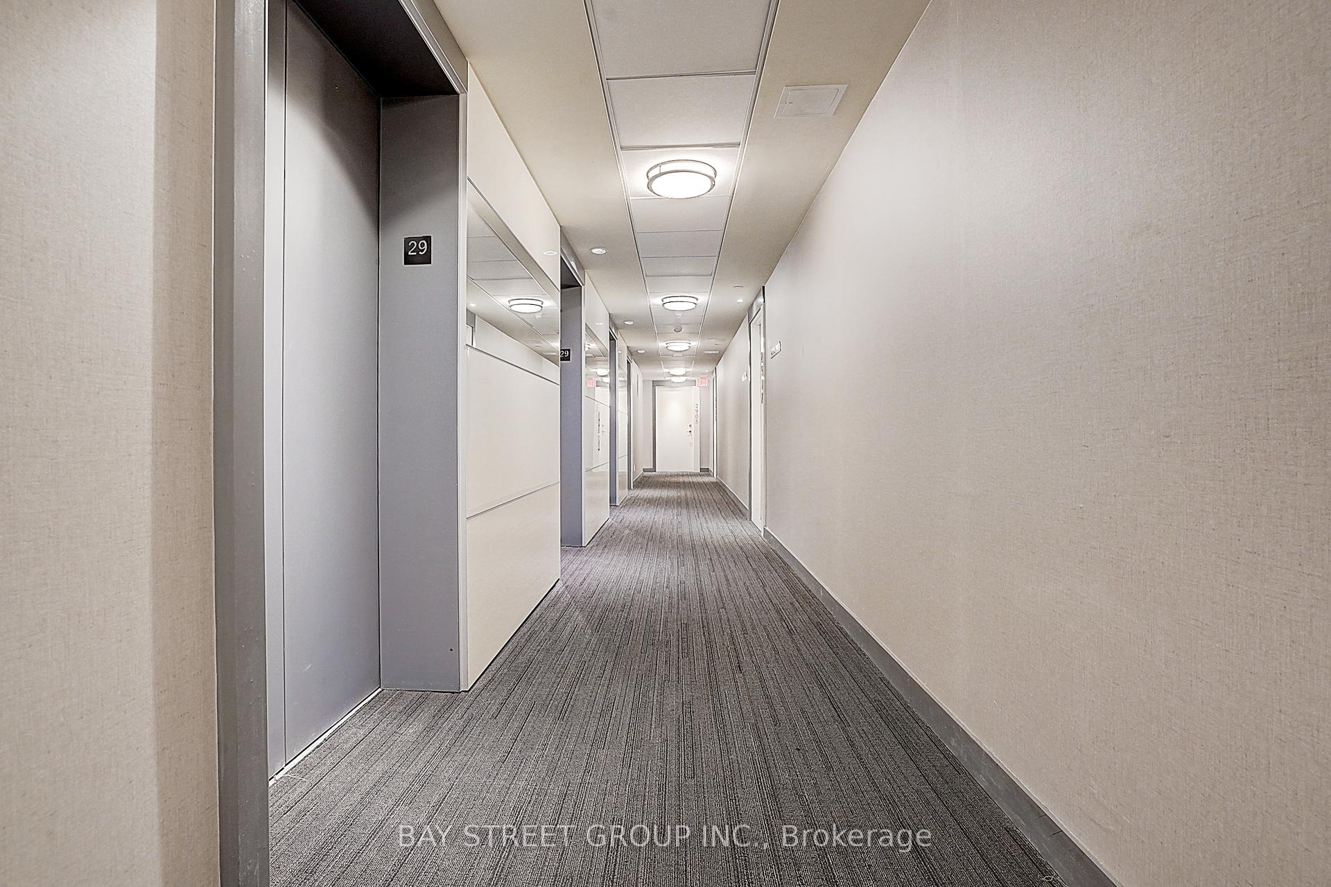 1 Bedroom Condo at 15 Grenville, Toronto For sale