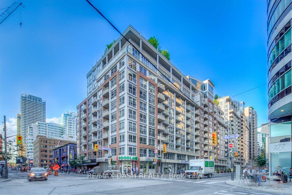 270 Wellington