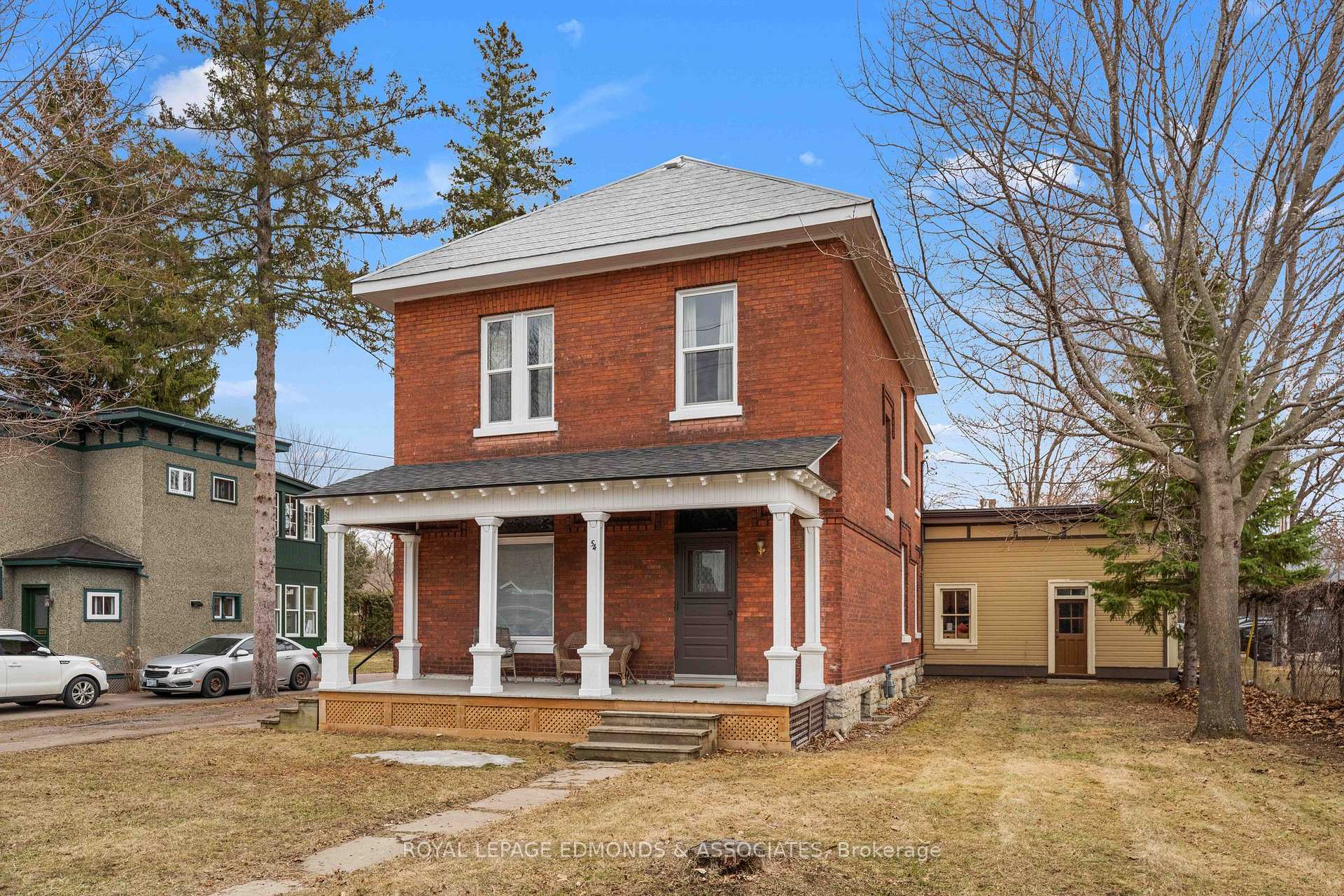 54 Isabella Street, Pembroke, ON K8A 5S5