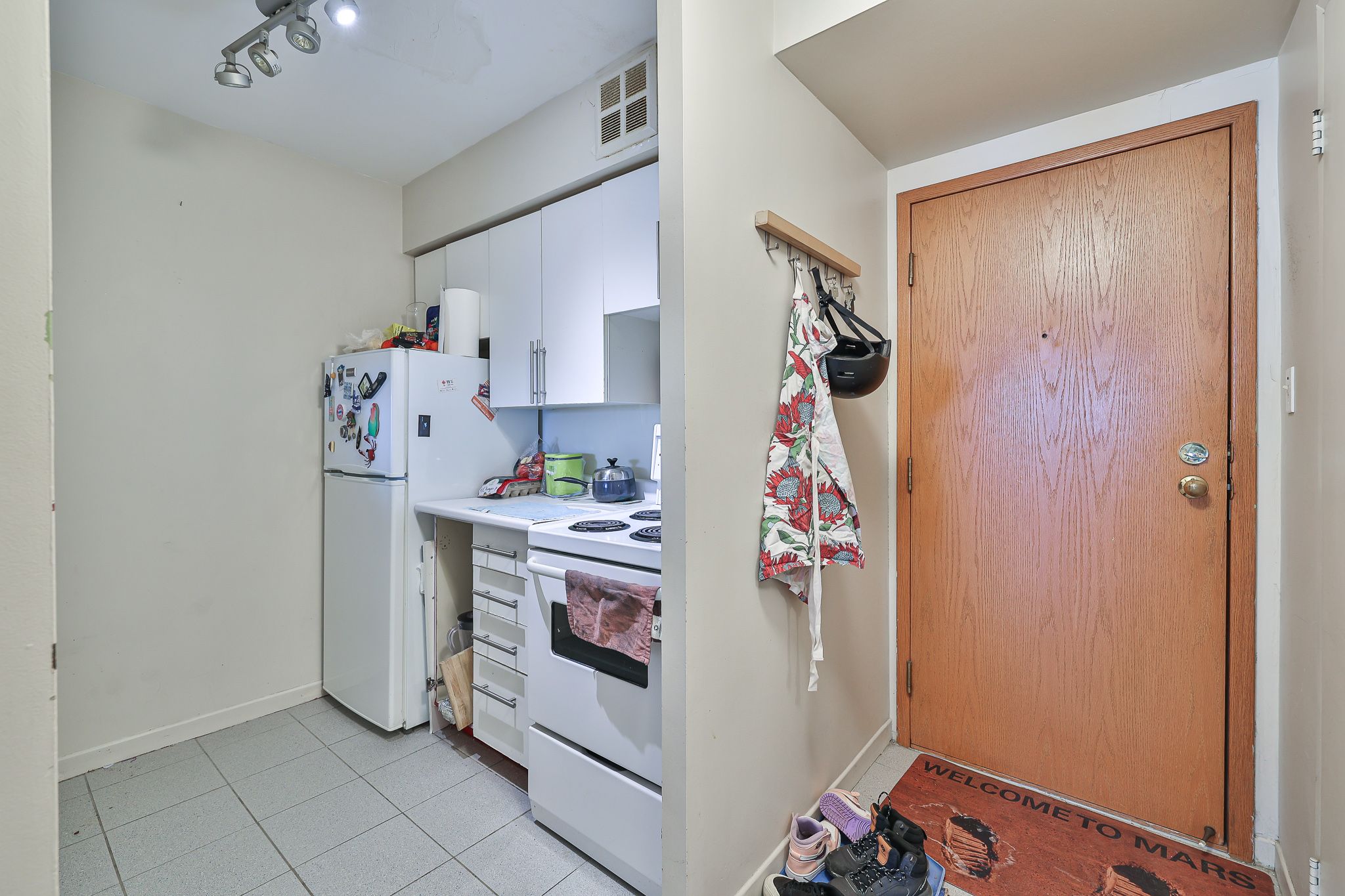 44 St Joseph Street 2202