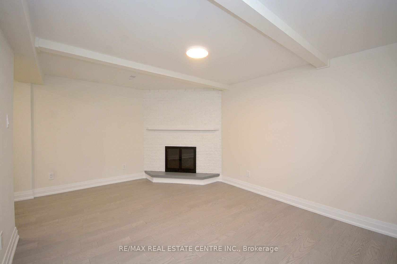 2912 Arvida Circle
