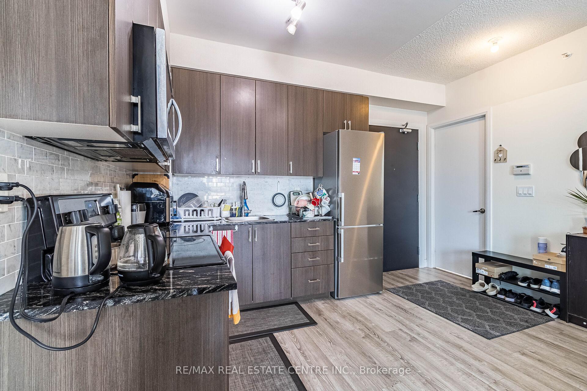2 Bedrooms Condo at 22 East Haven,  Toronto For sale