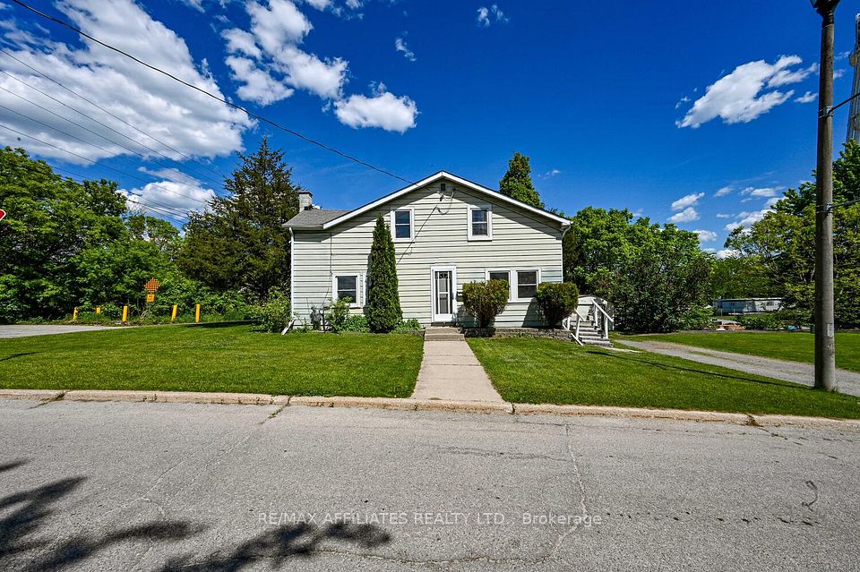 5 Strathcona Street, Smiths Falls, ON K7A 1V6