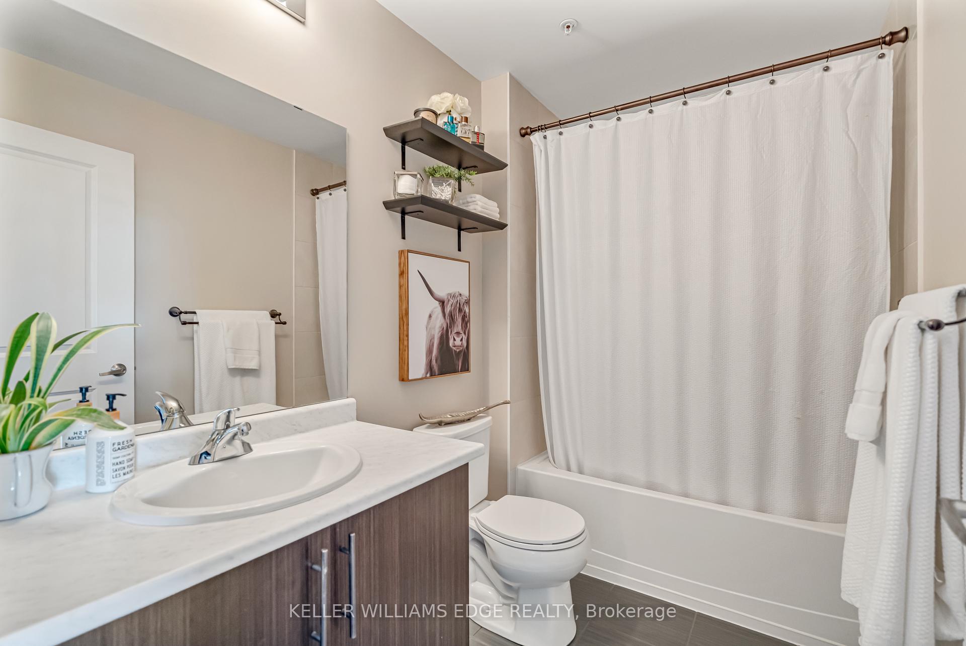 1 Bedroom Condo at 5010 Corporate, Burlington For sale