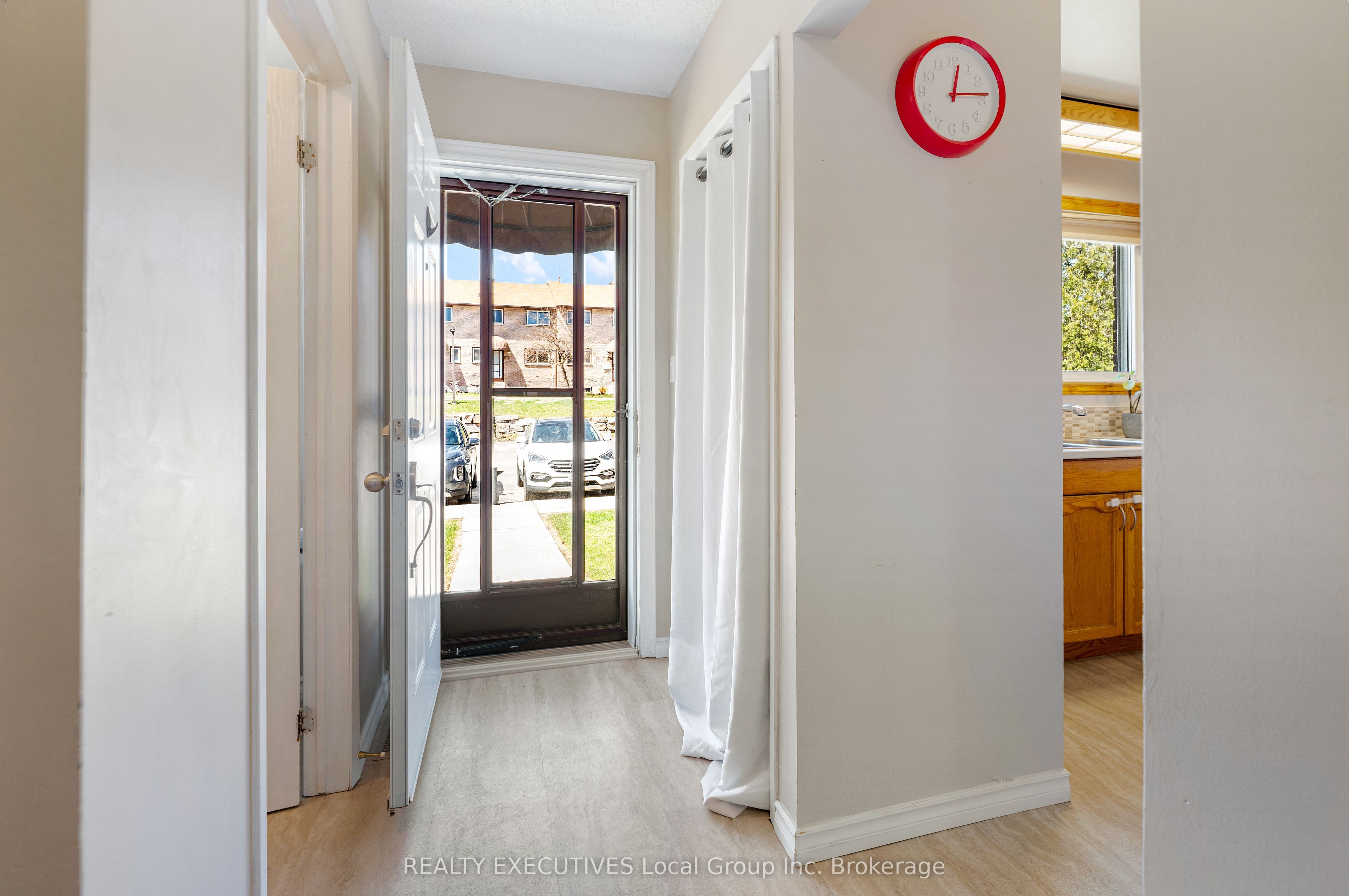 346 WICKSTEAD Avenue, #10