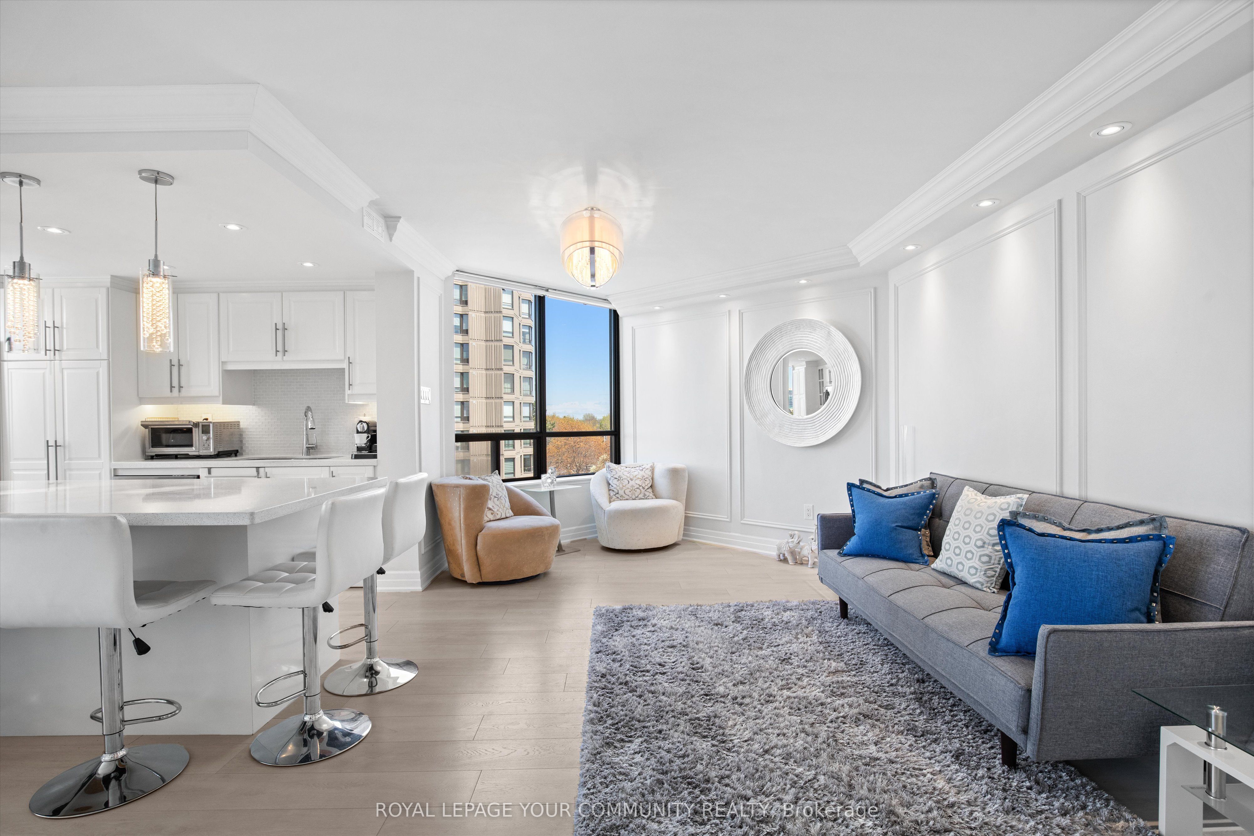 7420 Bathurst Street, #503