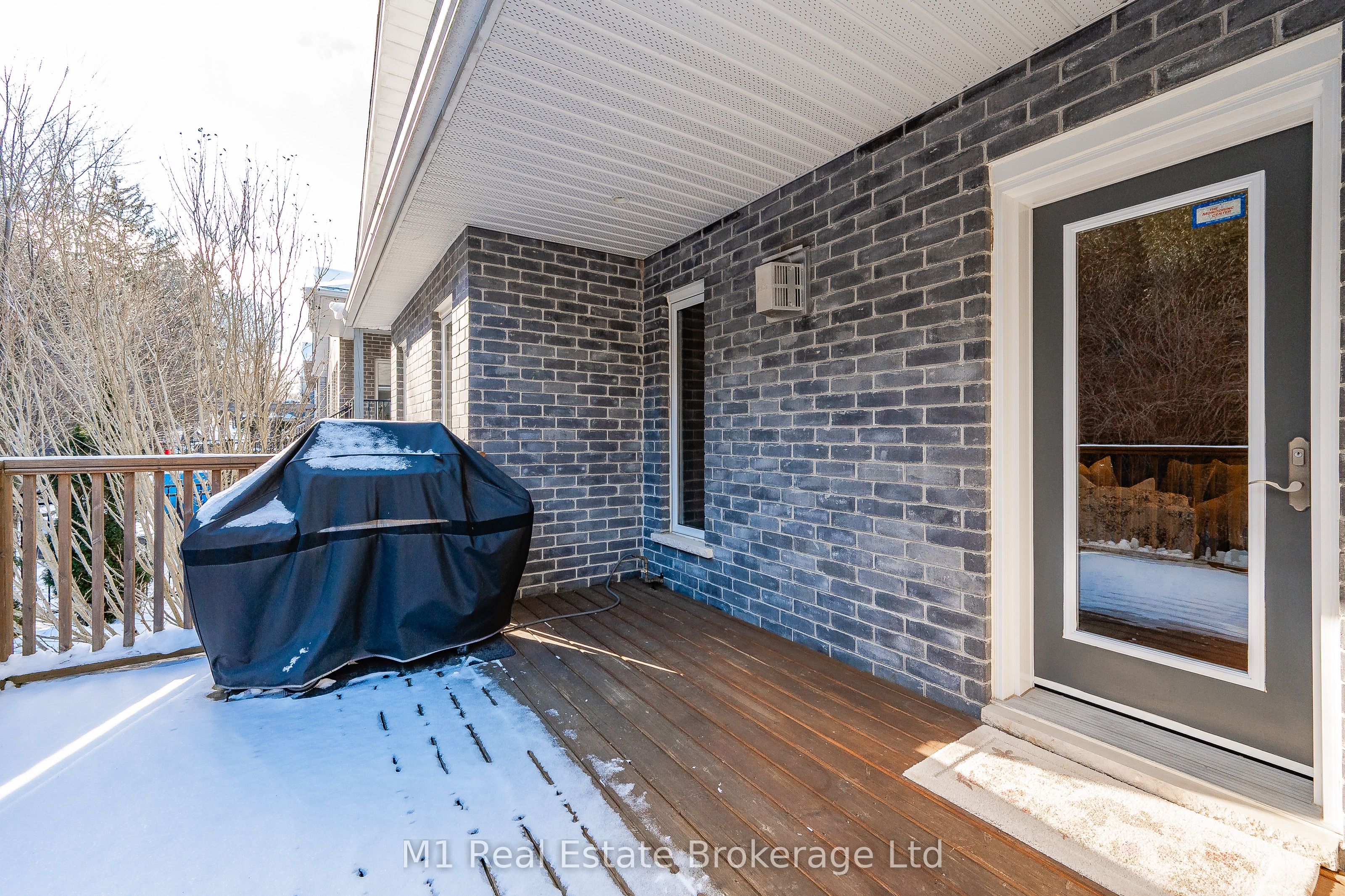 15 Valley Road 19