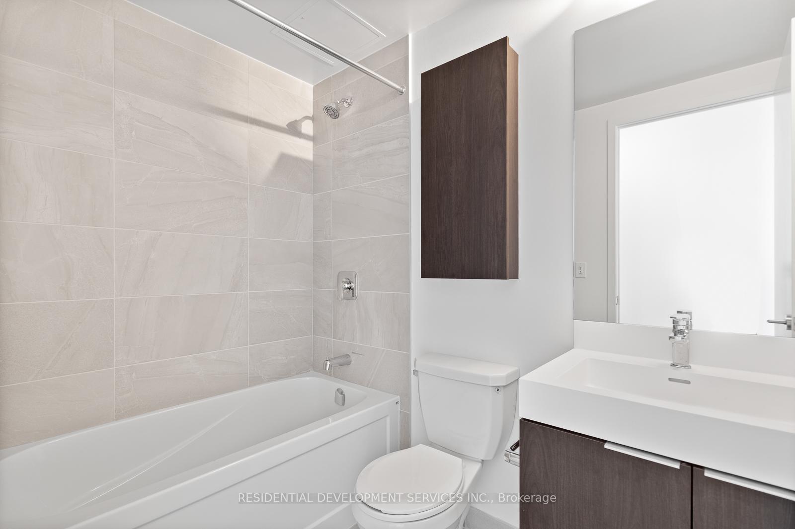 3 Bedrooms Condo at 3100 Keele,  Toronto For sale