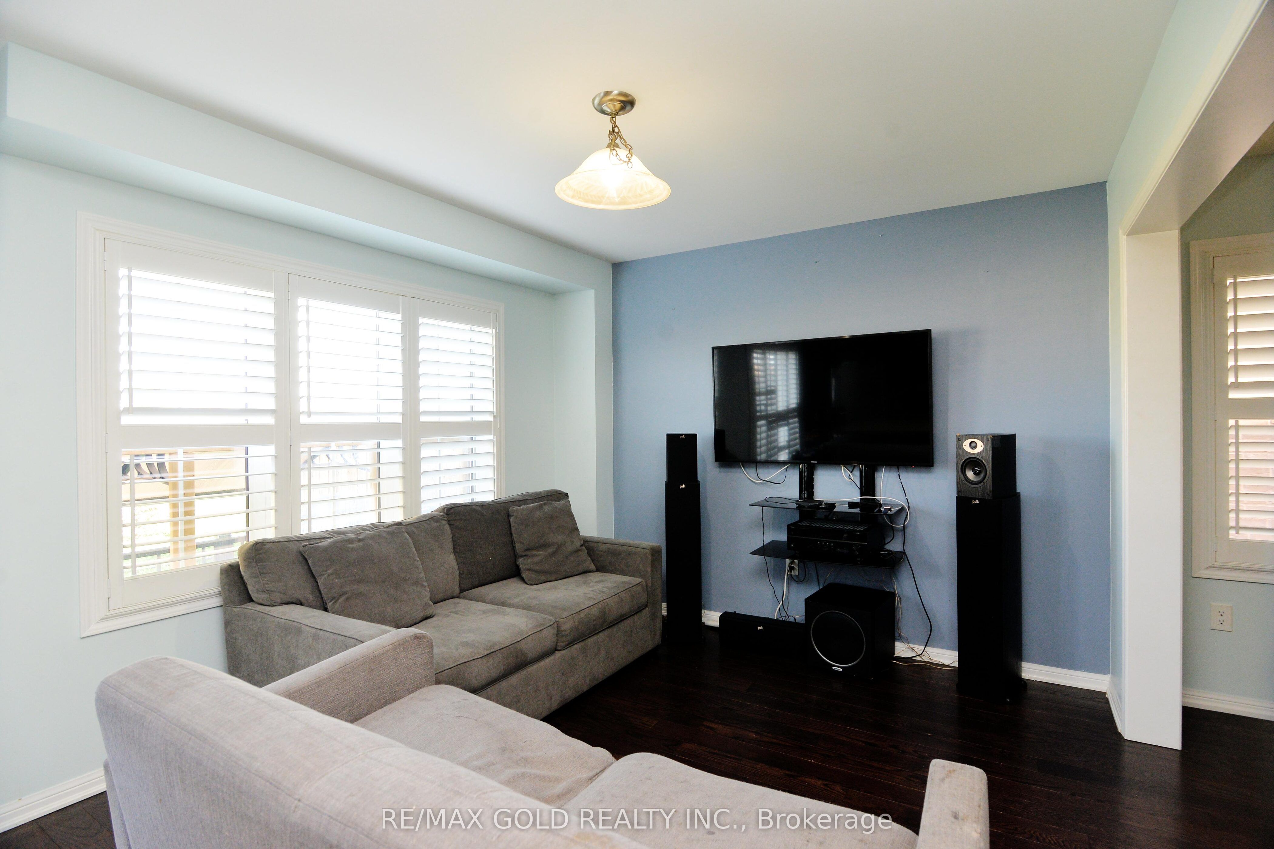 15 Mercedes Road, Brampton Northwest Brampton