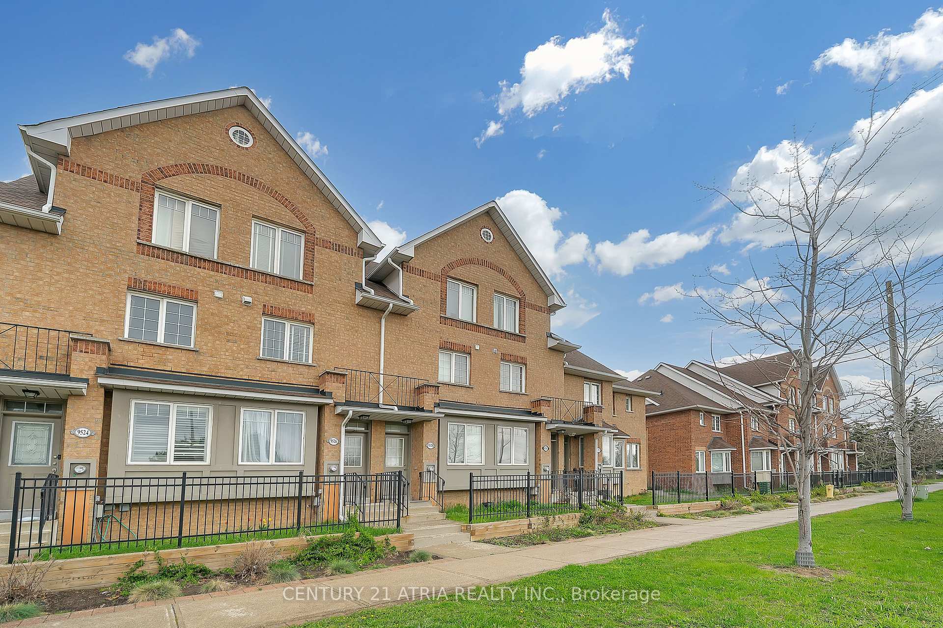 3 Bedrooms Condo at 9526 Sheppard,  Toronto For sale