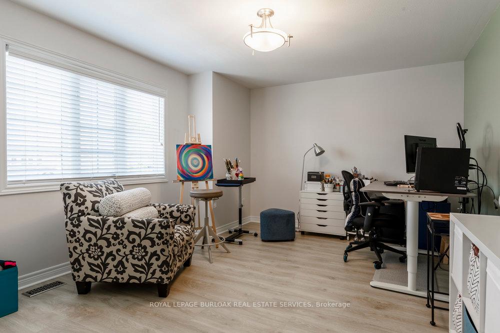3 Bedrooms Condo at 441 Stonehenge, Hamilton For sale