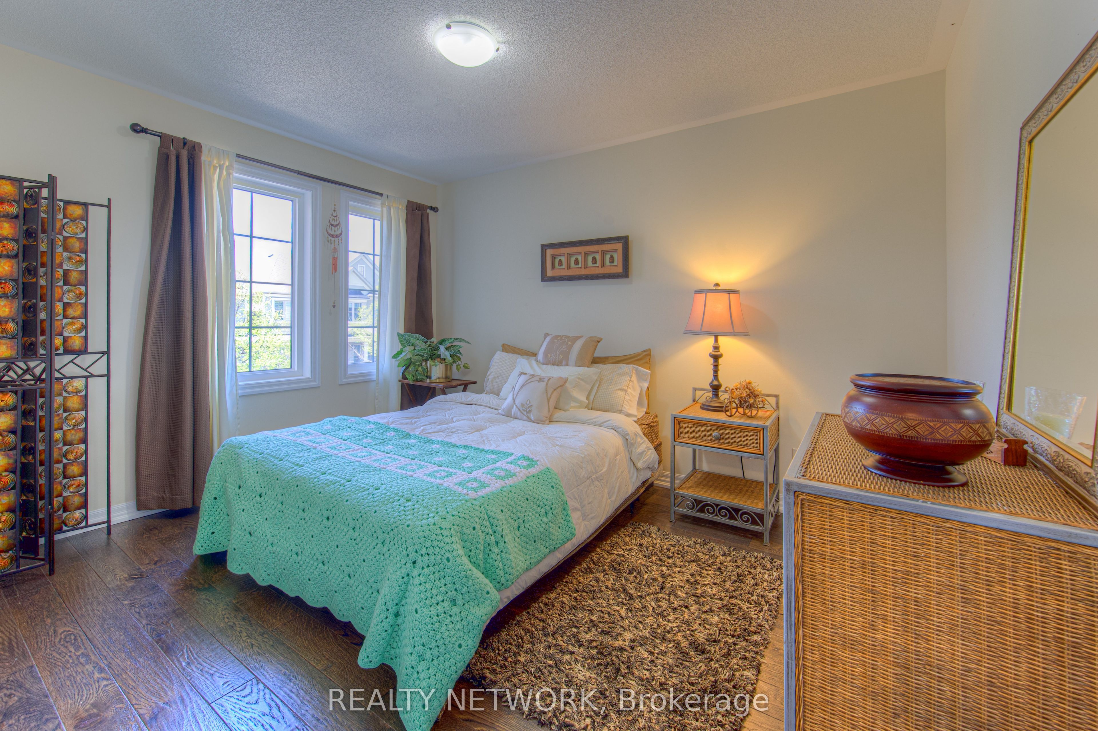 32 Forbes Terrace