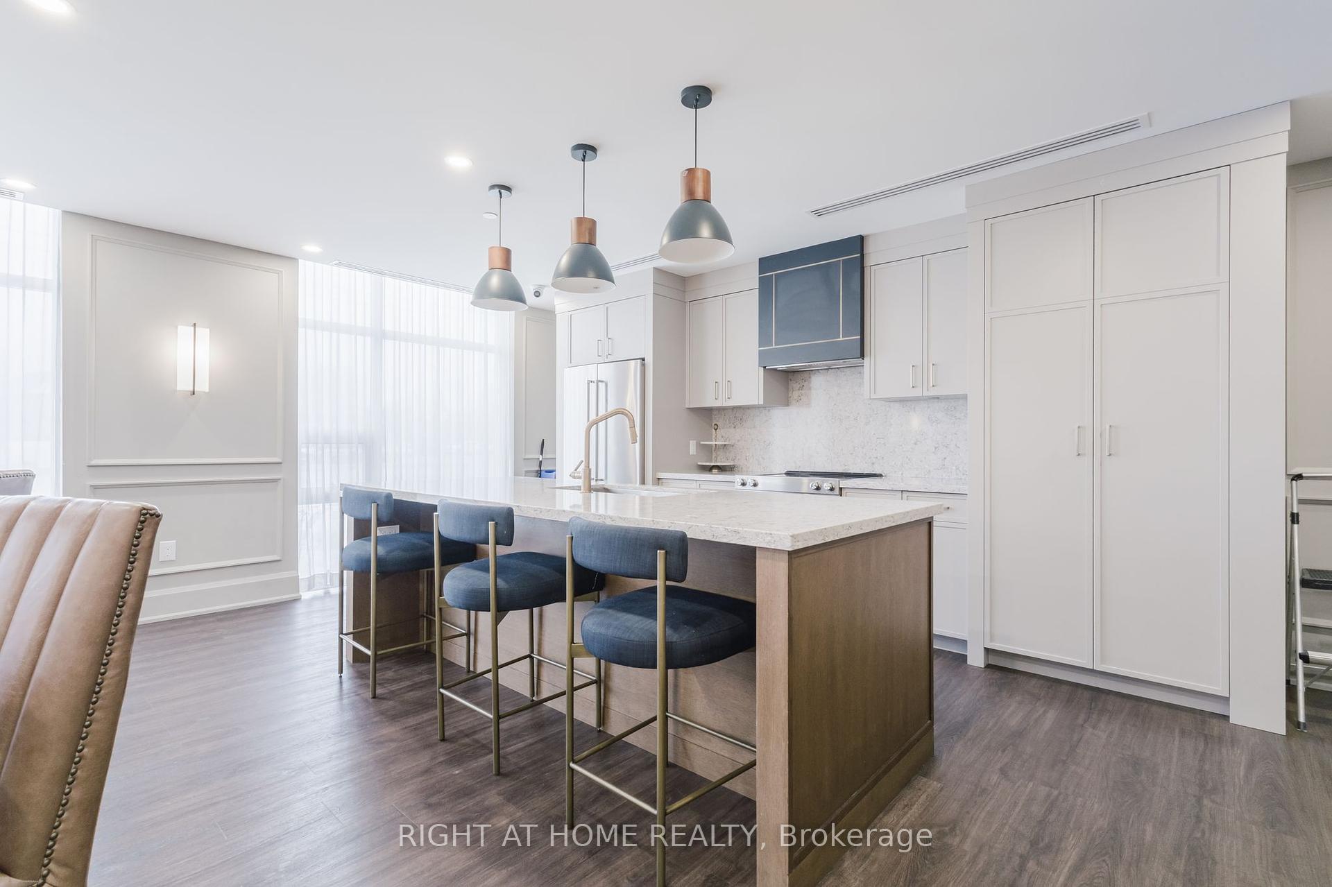 1 Bedroom Condo at 450 Dundas,  Hamilton For sale