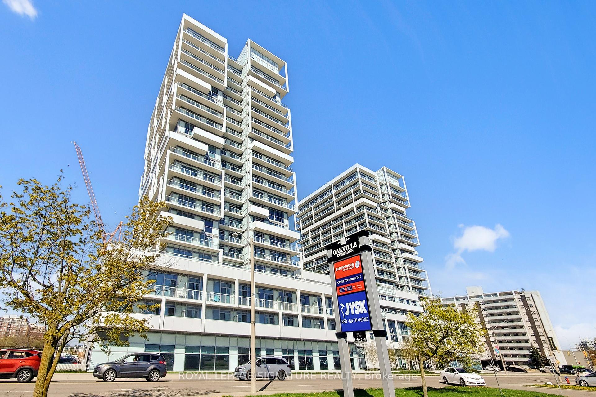 2 Bedrooms Condo at 55 Speers, Oakville For sale
