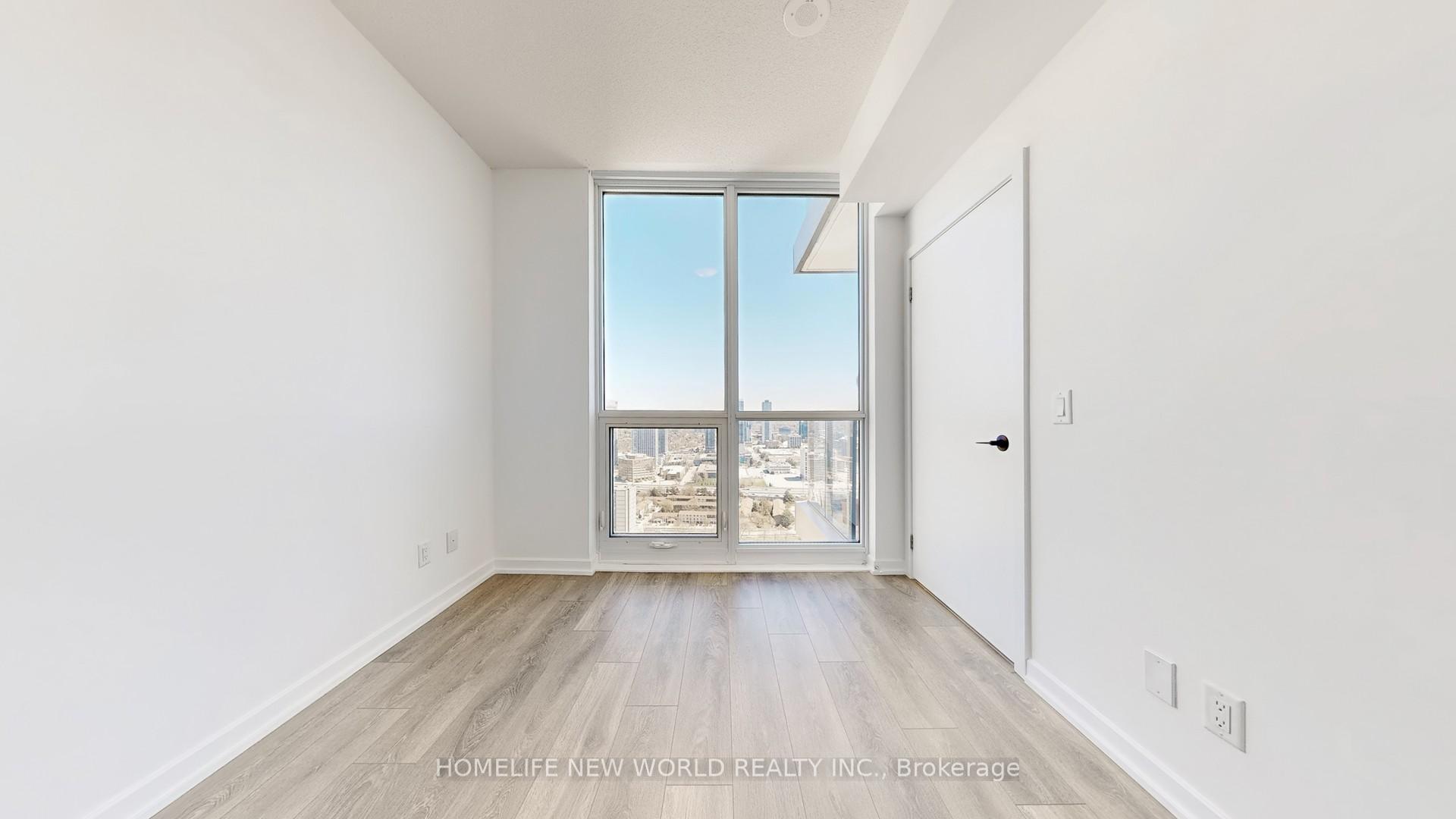 3 Bedrooms Condo at 32 Forest Manor, Toronto For sale