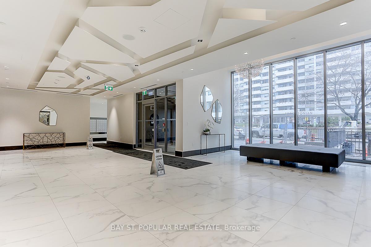 2 Bedrooms Condo at 50 Dunfield, Toronto For sale