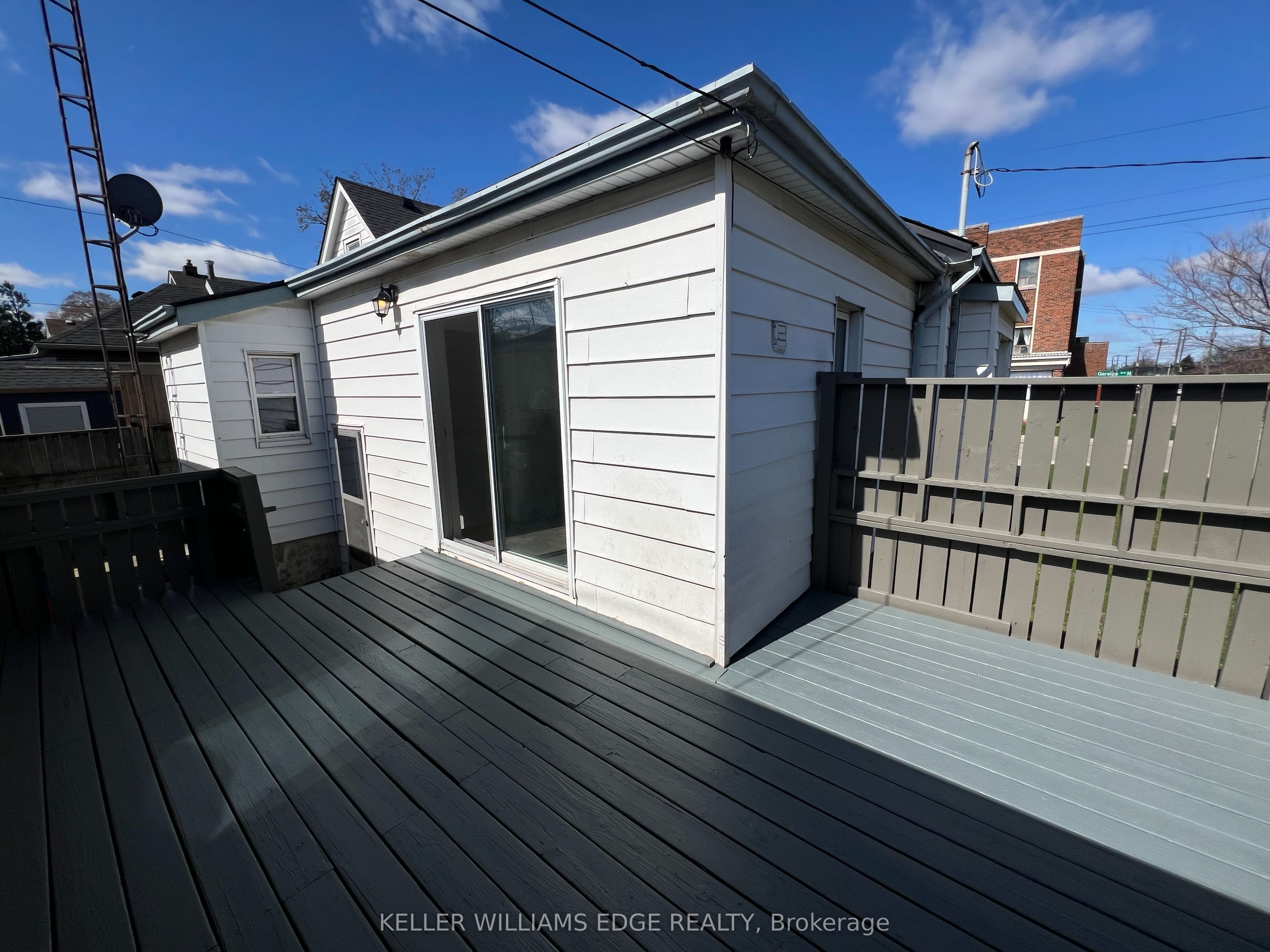 56 Garside Avenue N