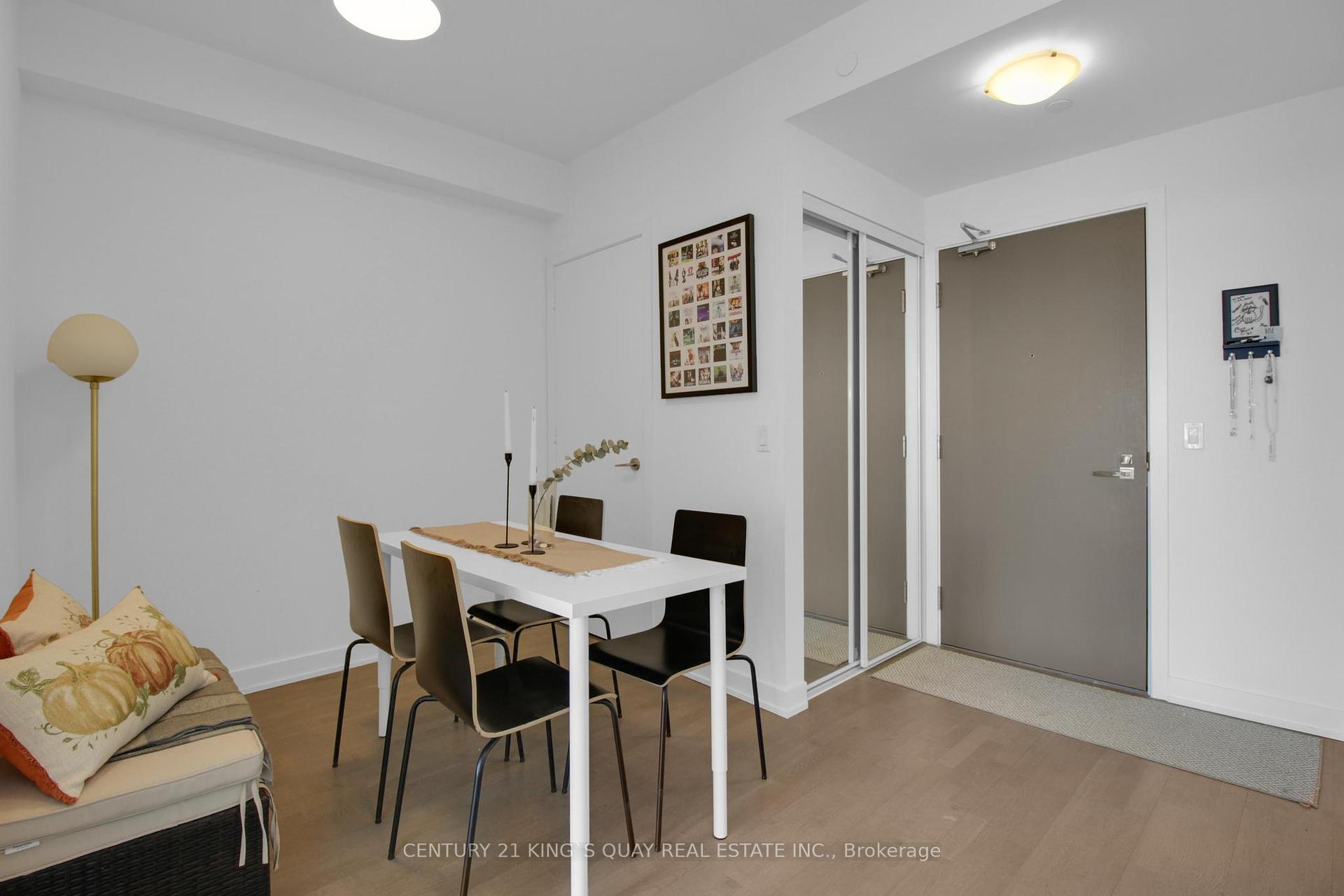 2 Bedrooms Condo at 501 St Clair,  Toronto For sale
