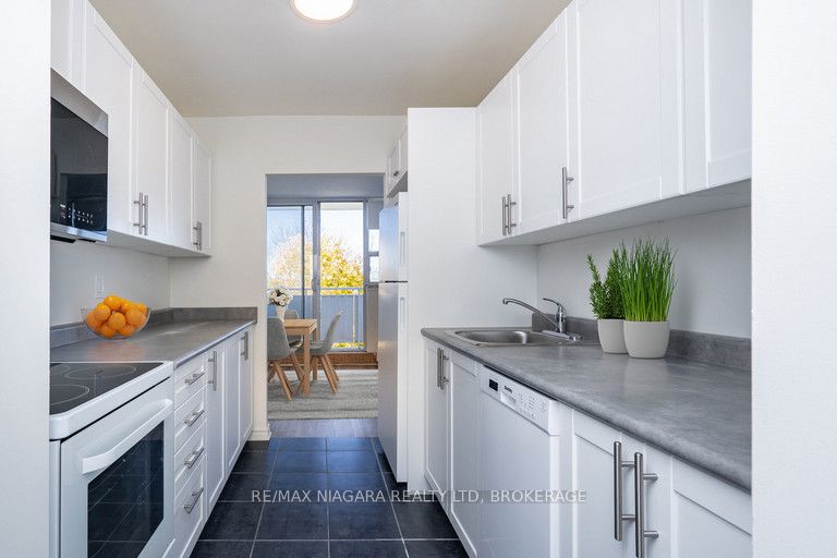 6320 Valley Way, #103