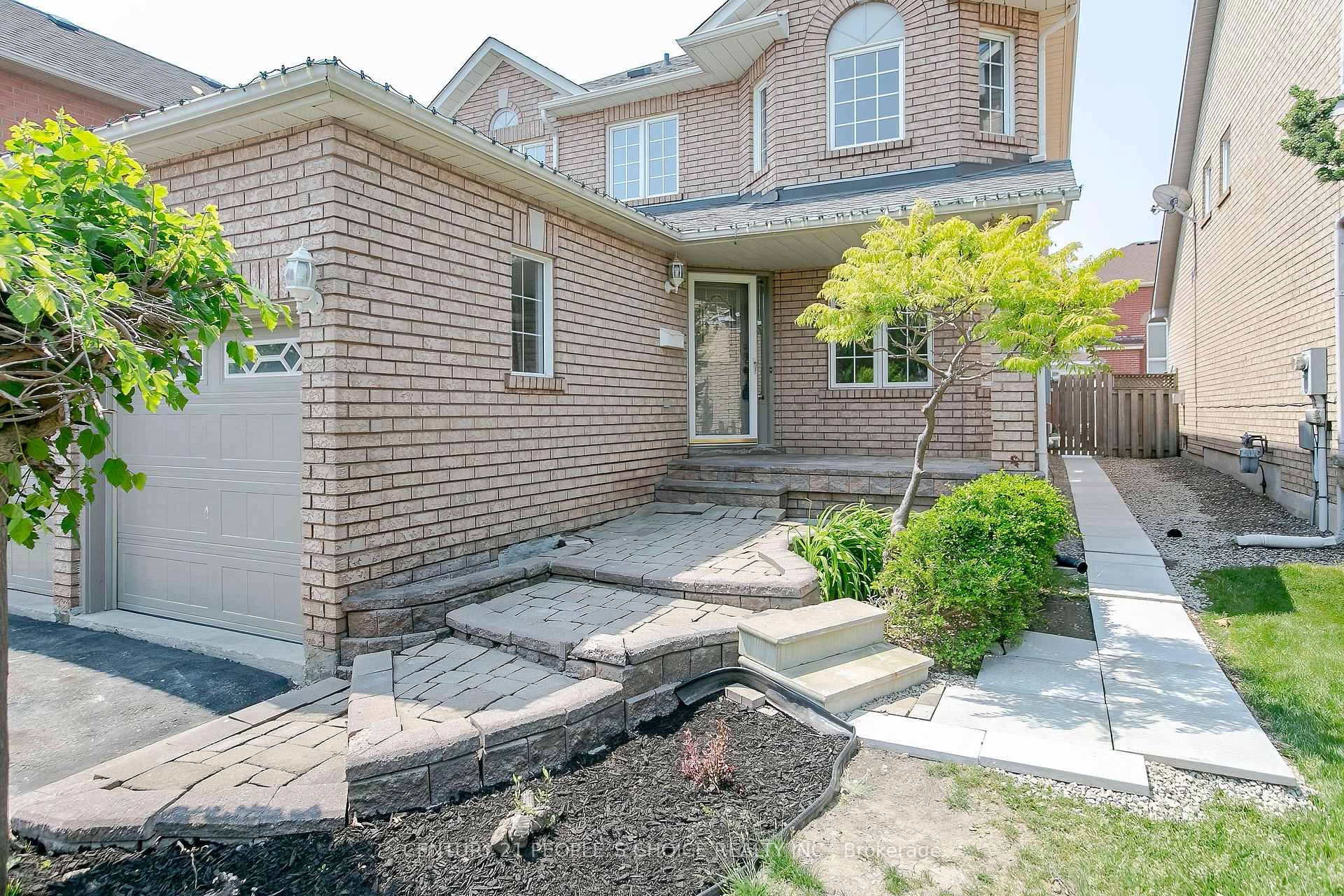 46 Creekwood Drive, Brampton, ON L7A 1J3