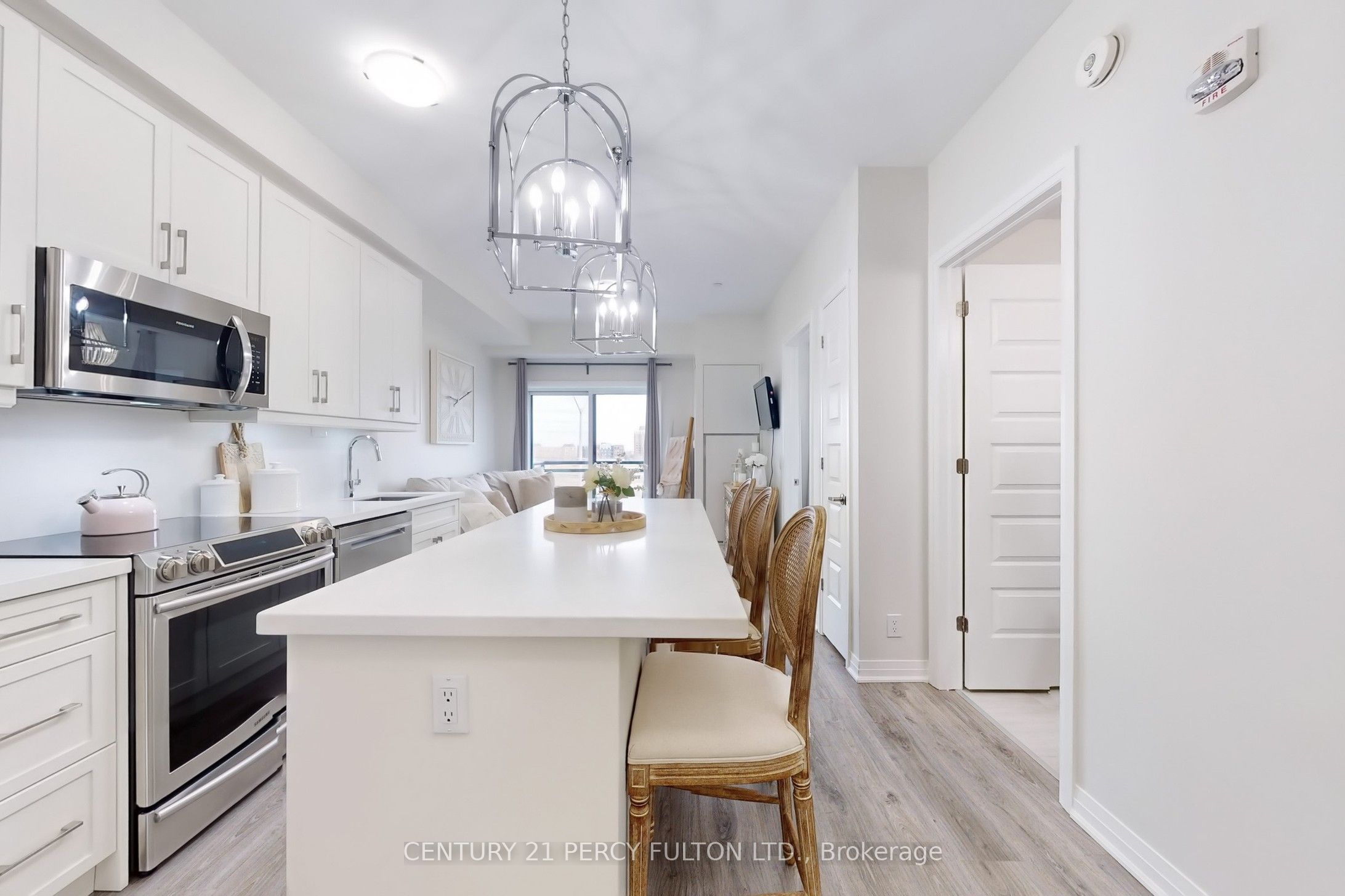 128 Grovewood Common, #320