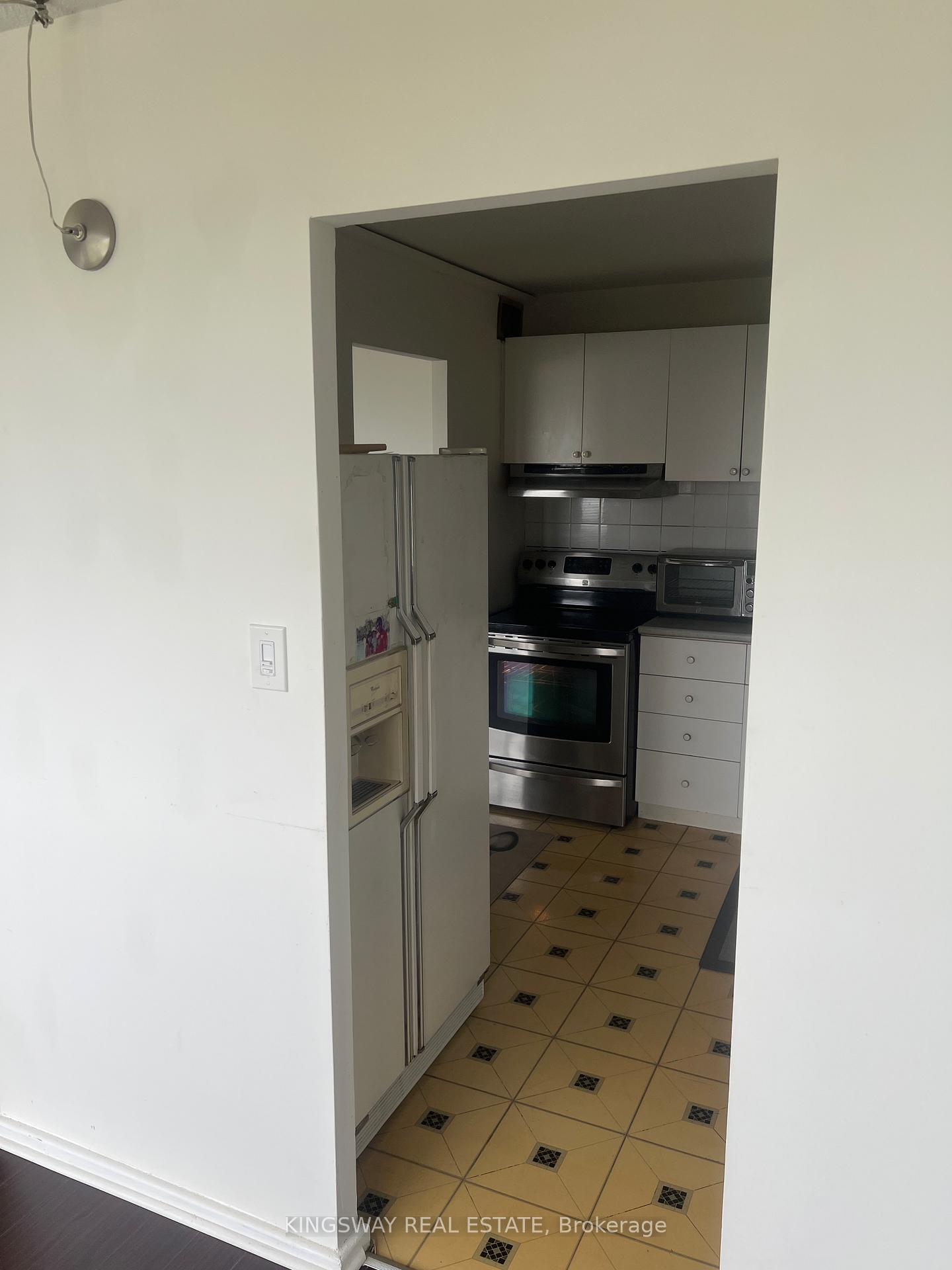 2 Bedrooms Condo at 715 Don Mills, Toronto For sale
