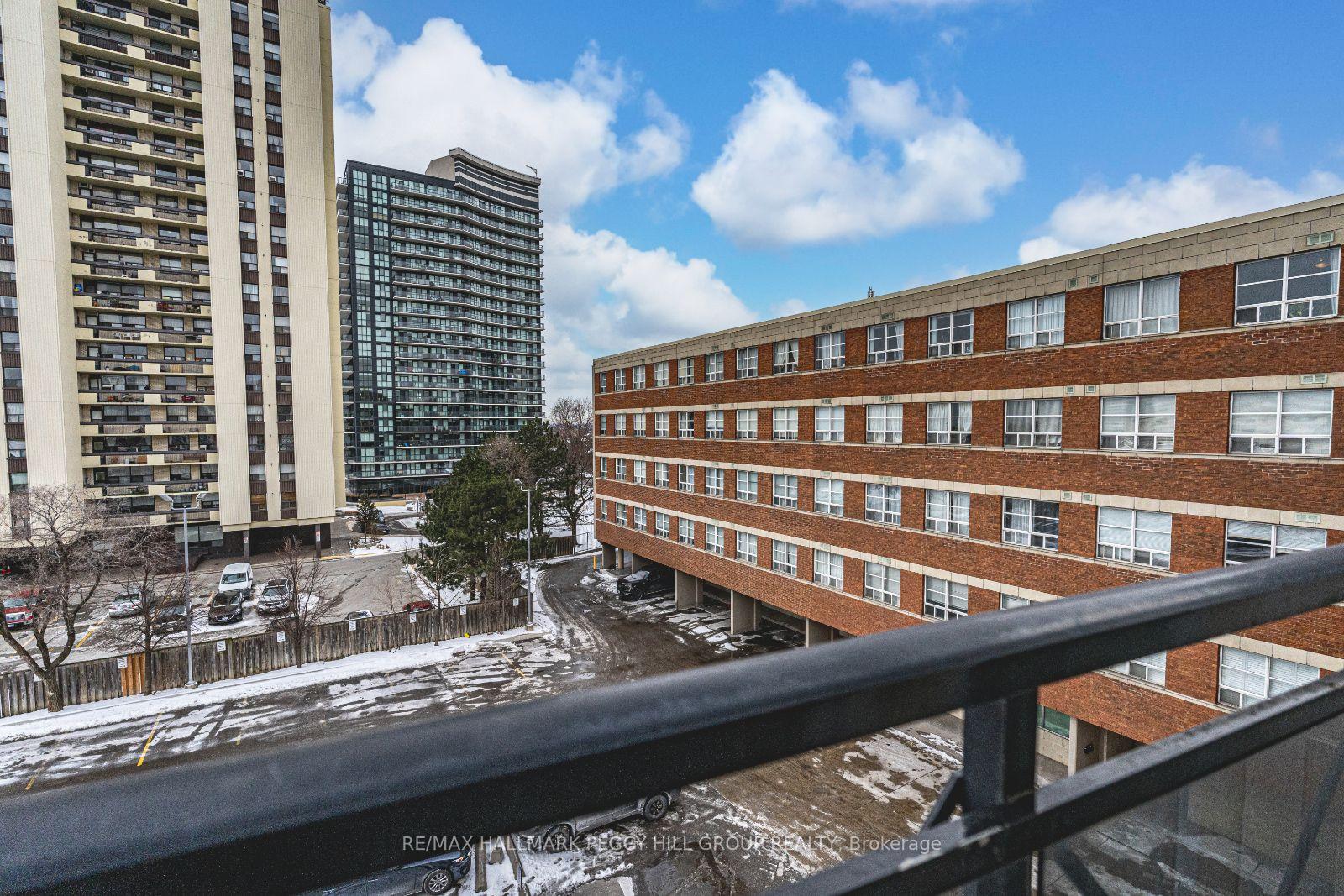 2 Bedrooms Condo at 1415 Lawrence, Toronto For sale