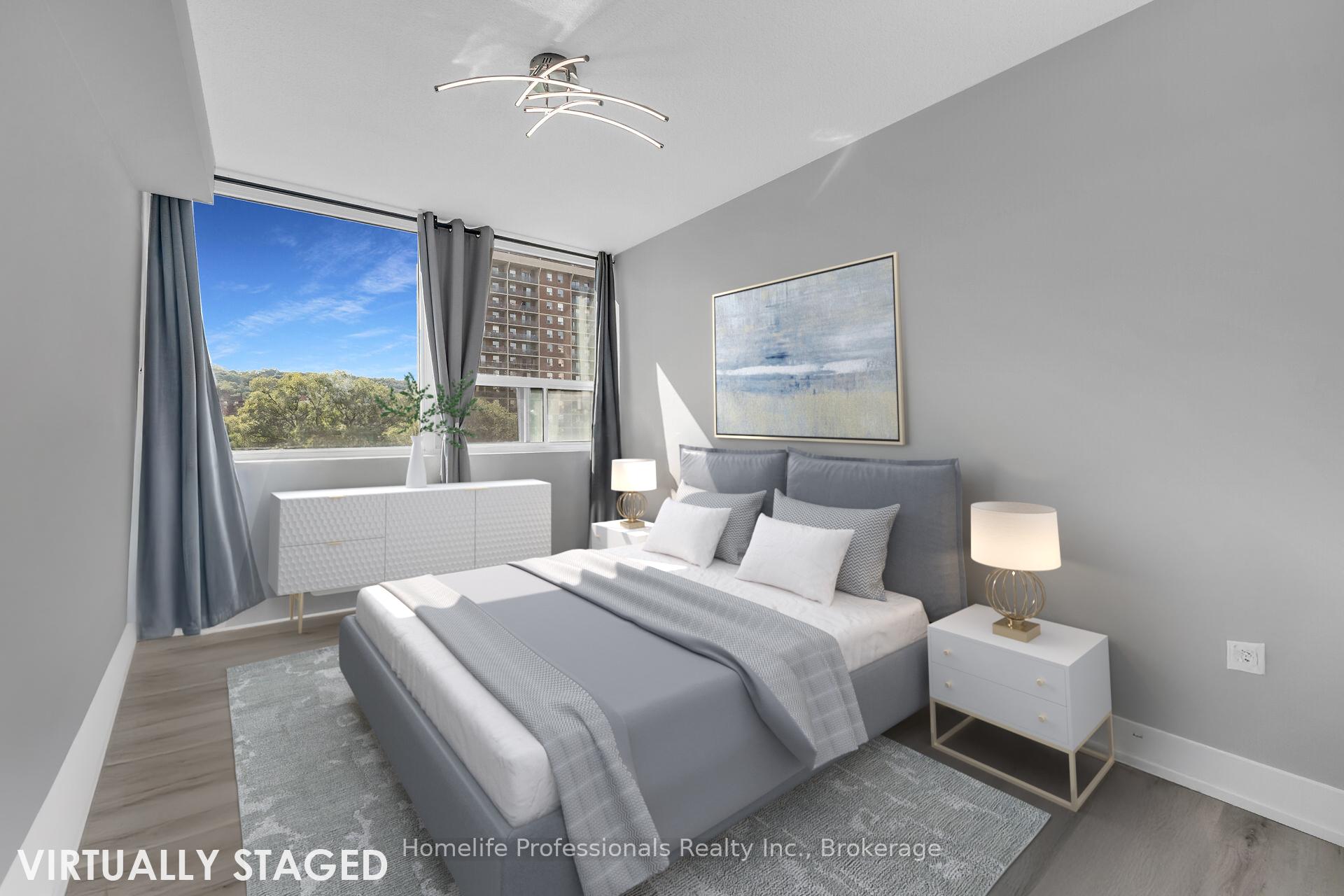 2 Bedrooms Condo at 120 Duke,  Hamilton For sale