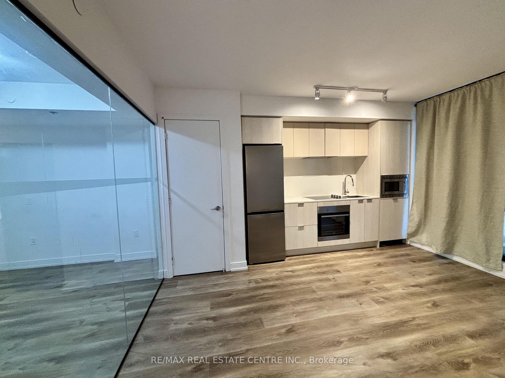 1 Bedroom Condo at 1 Jarvis, Hamilton For sale