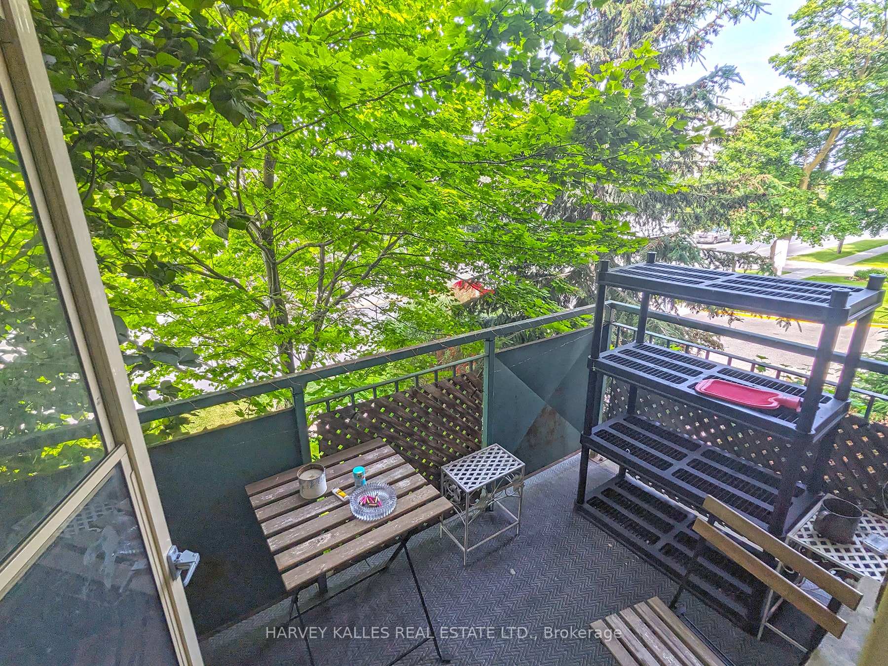1751 Victoria Pk Avenue 201