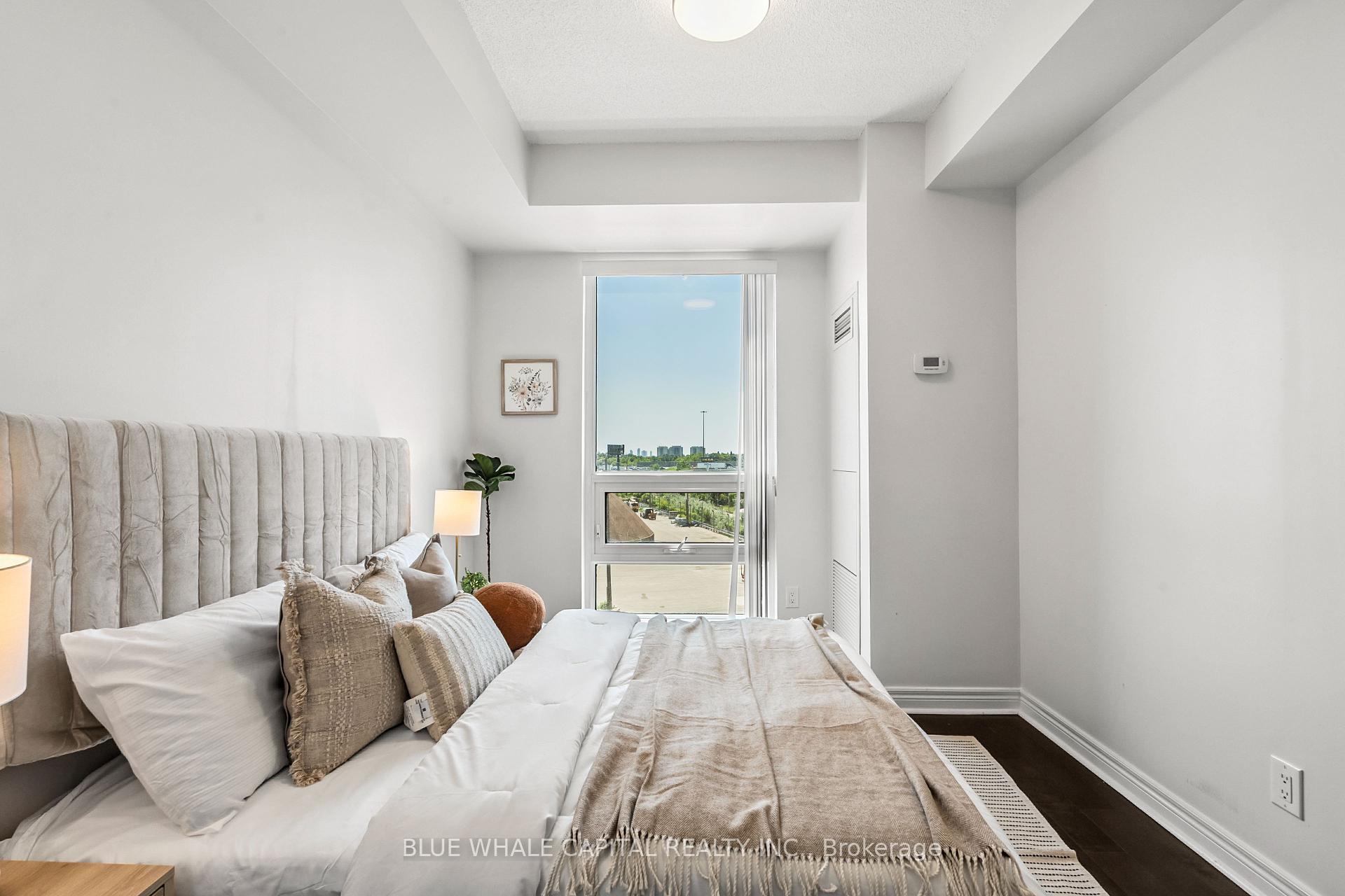 2 Bedrooms Condo at 2756 Old Leslie, Toronto For sale