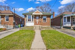 1033 Greenwood Avenue