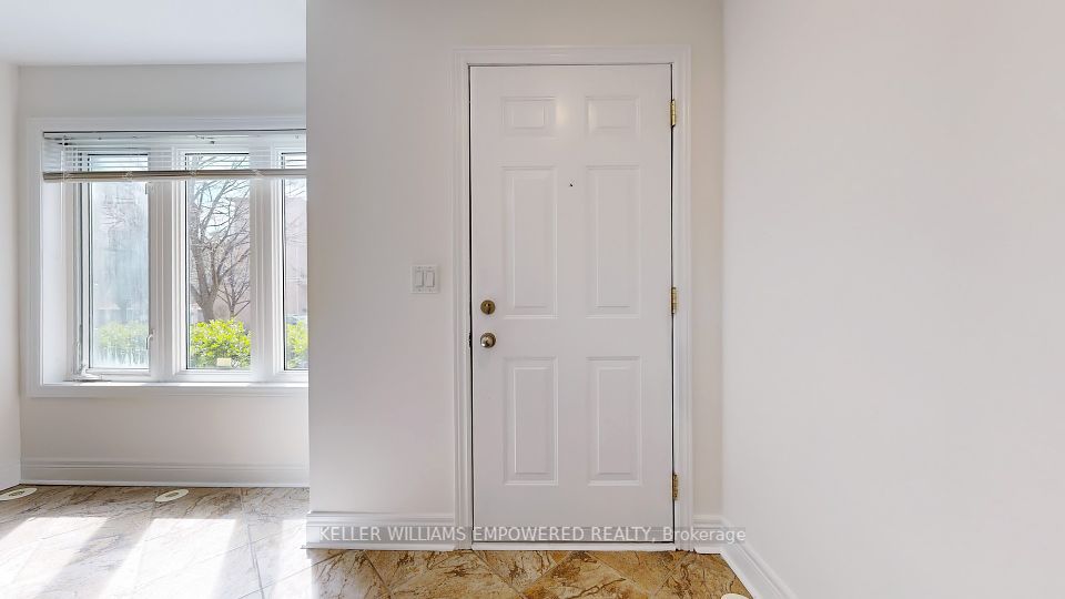 #TH 3 - 68 Suncrest Boulevard, Markham, ON L3T 7Y1