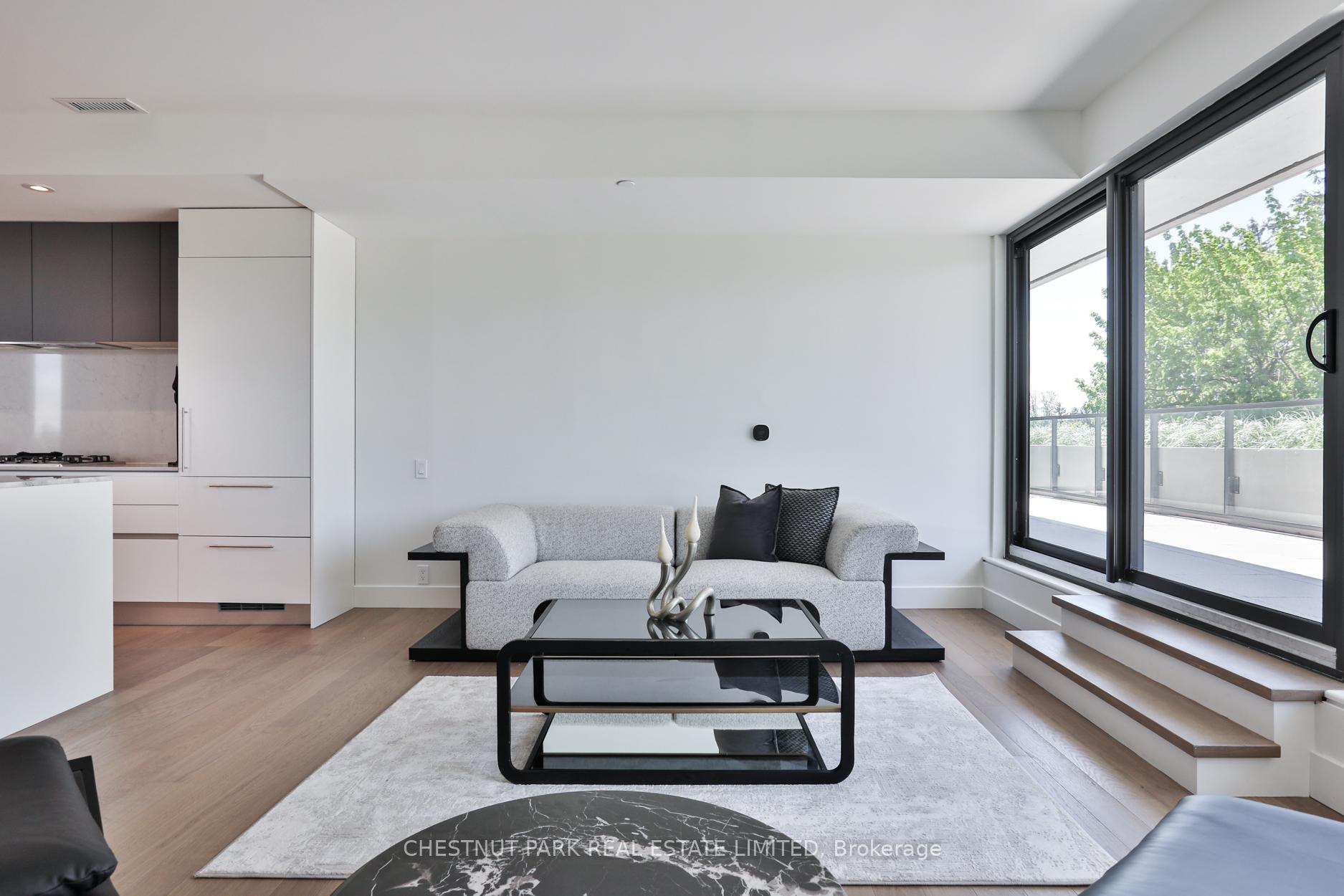 3 Bedrooms Condo at 1414 Bayview, Toronto For sale