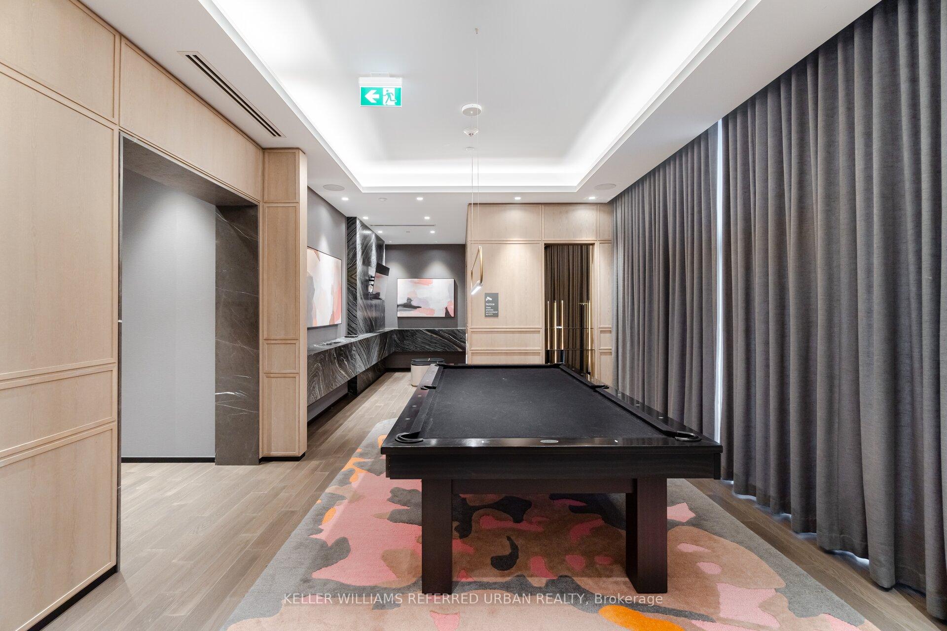 2 Bedrooms Condo at 9 Mabelle, Toronto For sale